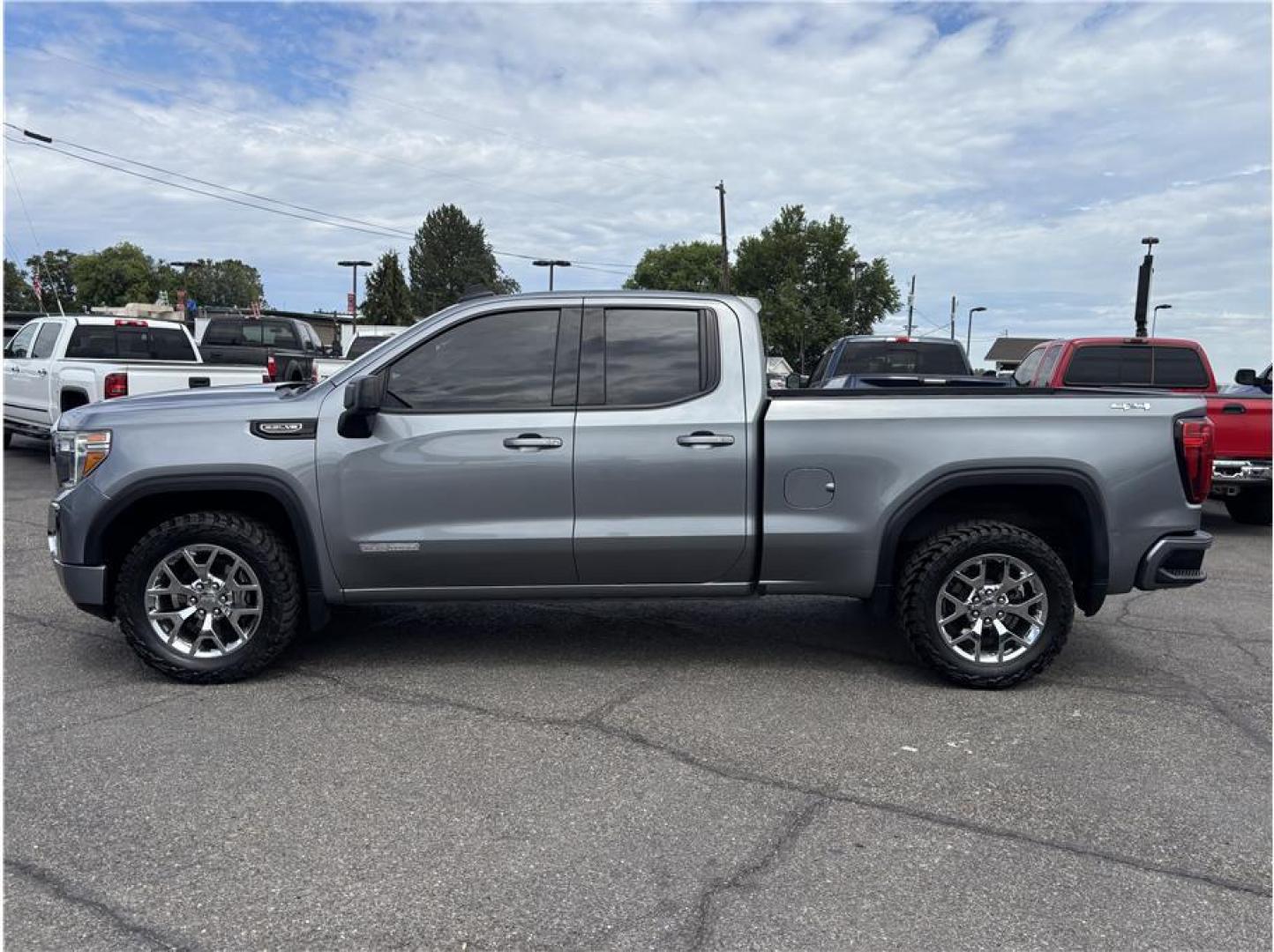 2021 Gray /No Color GMC Sierra 1500 Double Cab (1GTR9CED1MZ) with an V8, EcoTec3, DFM, 5.3 Liter engine, Automatic, 8-Spd w/Overdrive transmission, located at 607 W Columbia Drive, Kennewick, WA, 99336, (509) 987-1069, 46.216743, -119.126404 - Photo#7