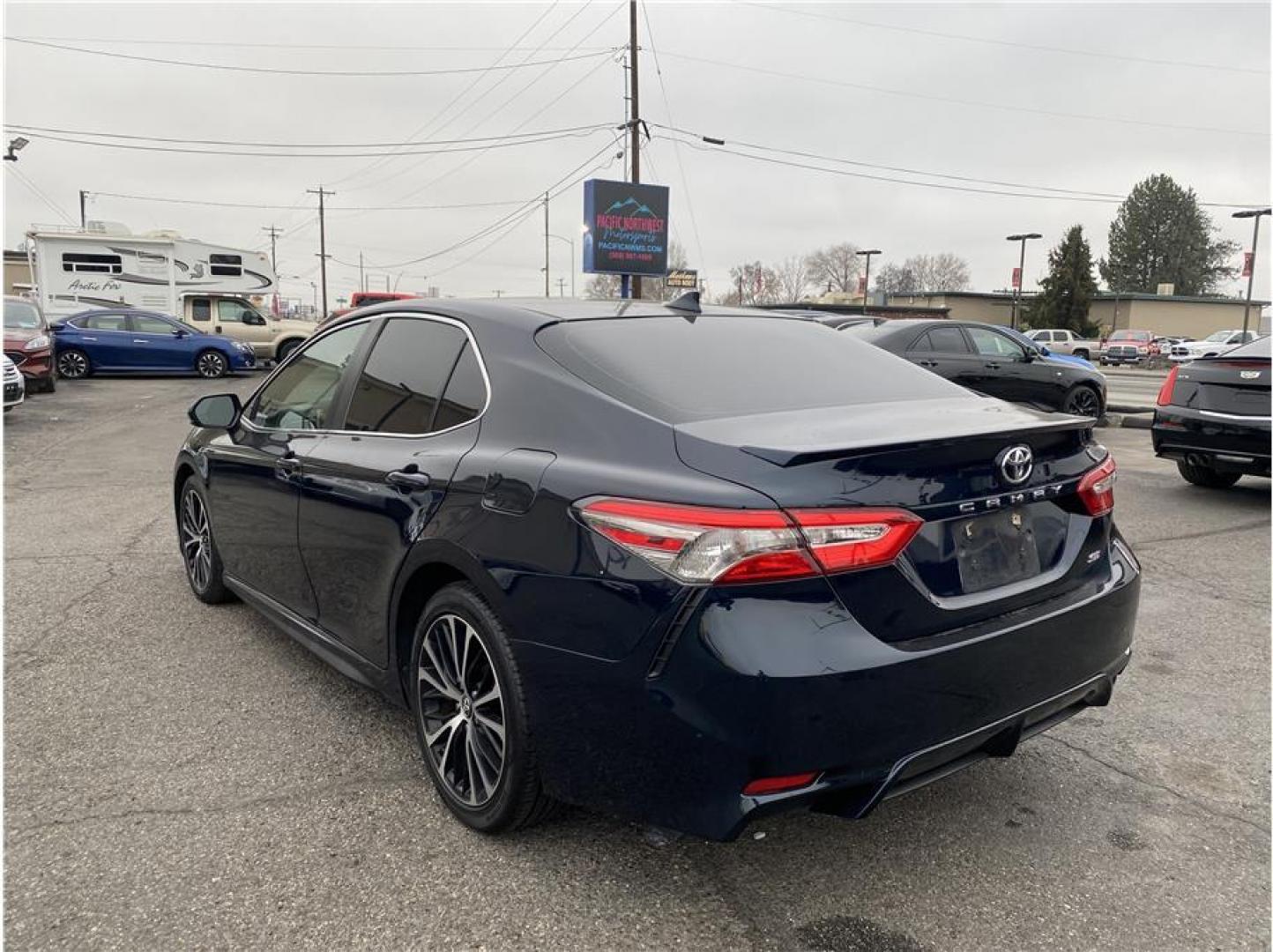 2019 Blue /No Color Toyota Camry (4T1B11HK7KU) with an 4-Cyl, 2.5 Liter engine, Automatic, 8-Spd w/Sequential Shift transmission, located at 607 W Columbia Drive, Kennewick, WA, 99336, (509) 987-1069, 46.216743, -119.126404 - Photo#6