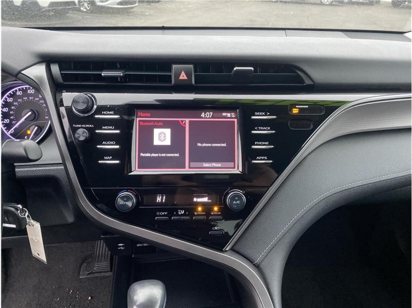 2019 Blue /No Color Toyota Camry (4T1B11HK7KU) with an 4-Cyl, 2.5 Liter engine, Automatic, 8-Spd w/Sequential Shift transmission, located at 607 W Columbia Drive, Kennewick, WA, 99336, (509) 987-1069, 46.216743, -119.126404 - Photo#9