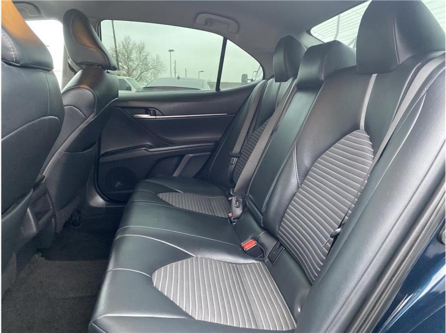 2019 Blue /No Color Toyota Camry (4T1B11HK7KU) with an 4-Cyl, 2.5 Liter engine, Automatic, 8-Spd w/Sequential Shift transmission, located at 607 W Columbia Drive, Kennewick, WA, 99336, (509) 987-1069, 46.216743, -119.126404 - Photo#13