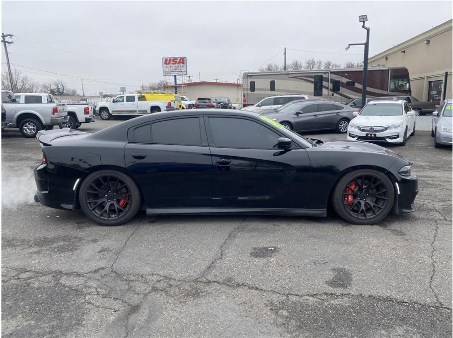 2017 Black /No Color Dodge Charger (2C3CDXL9XHH) with an V8, Supercharged, 6.2 Liter engine, Automatic, 8-Spd transmission, located at 607 W Columbia Drive, Kennewick, WA, 99336, (509) 987-1069, 46.216743, -119.126404 - Photo#3