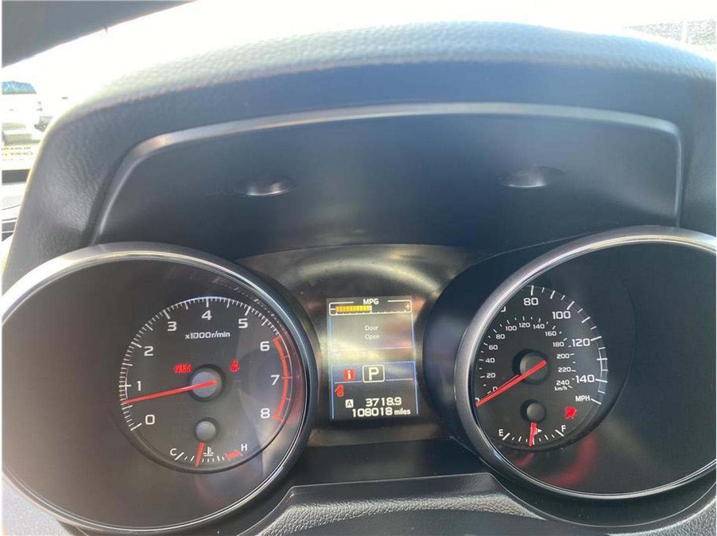 2018 White /No Color Subaru Outback (4S4BSAAC6J3) with an 4-Cyl, PZEV, 2.5 Liter engine, Auto, CVT Manual transmission, located at 607 W Columbia Drive, Kennewick, WA, 99336, (509) 987-1069, 46.216743, -119.126404 - Photo#12