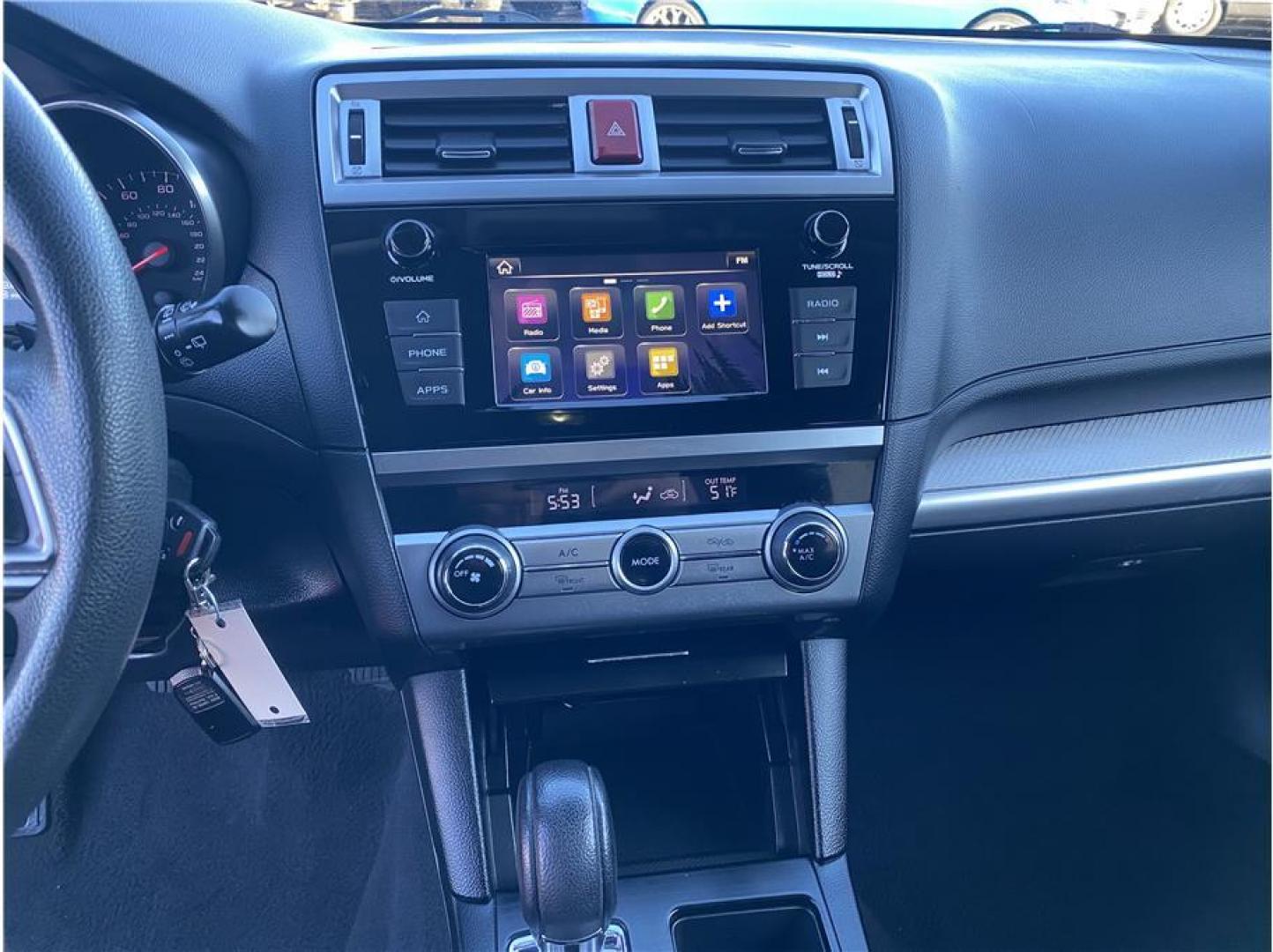 2018 White /No Color Subaru Outback (4S4BSAAC6J3) with an 4-Cyl, PZEV, 2.5 Liter engine, Auto, CVT Manual transmission, located at 607 W Columbia Drive, Kennewick, WA, 99336, (509) 987-1069, 46.216743, -119.126404 - Photo#13