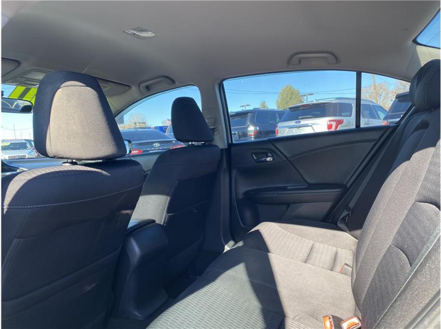 2015 White /No Color Honda Accord (1HGCR2F55FA) with an 4-Cyl, i-VTEC, 2.4 Liter engine, Auto, CVT w/Sport Mode transmission, located at 607 W Columbia Drive, Kennewick, WA, 99336, (509) 987-1069, 46.216743, -119.126404 - Photo#13