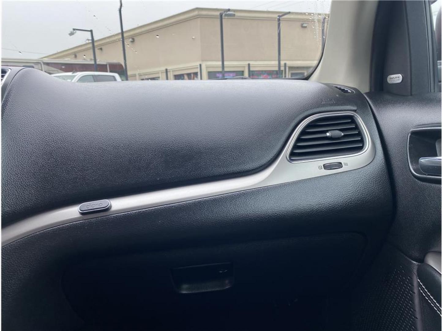 2018 Red /No Color Dodge Journey (3C4PDCGG8JT) with an V6, 3.6 Liter engine, Automatic, 6-Spd w/AutoStick transmission, located at 607 W Columbia Drive, Kennewick, WA, 99336, (509) 987-1069, 46.216743, -119.126404 - Photo#15