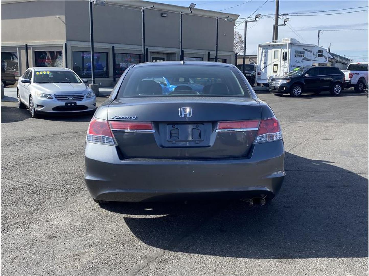 2011 Gray /No Color Honda Accord (1HGCP2F8XBA) with an 4-Cyl, VTEC, 2.4 Liter engine, Automatic, 5-Spd w/Overdrive transmission, located at 607 W Columbia Drive, Kennewick, WA, 99336, (509) 987-1069, 46.216743, -119.126404 - Photo#5