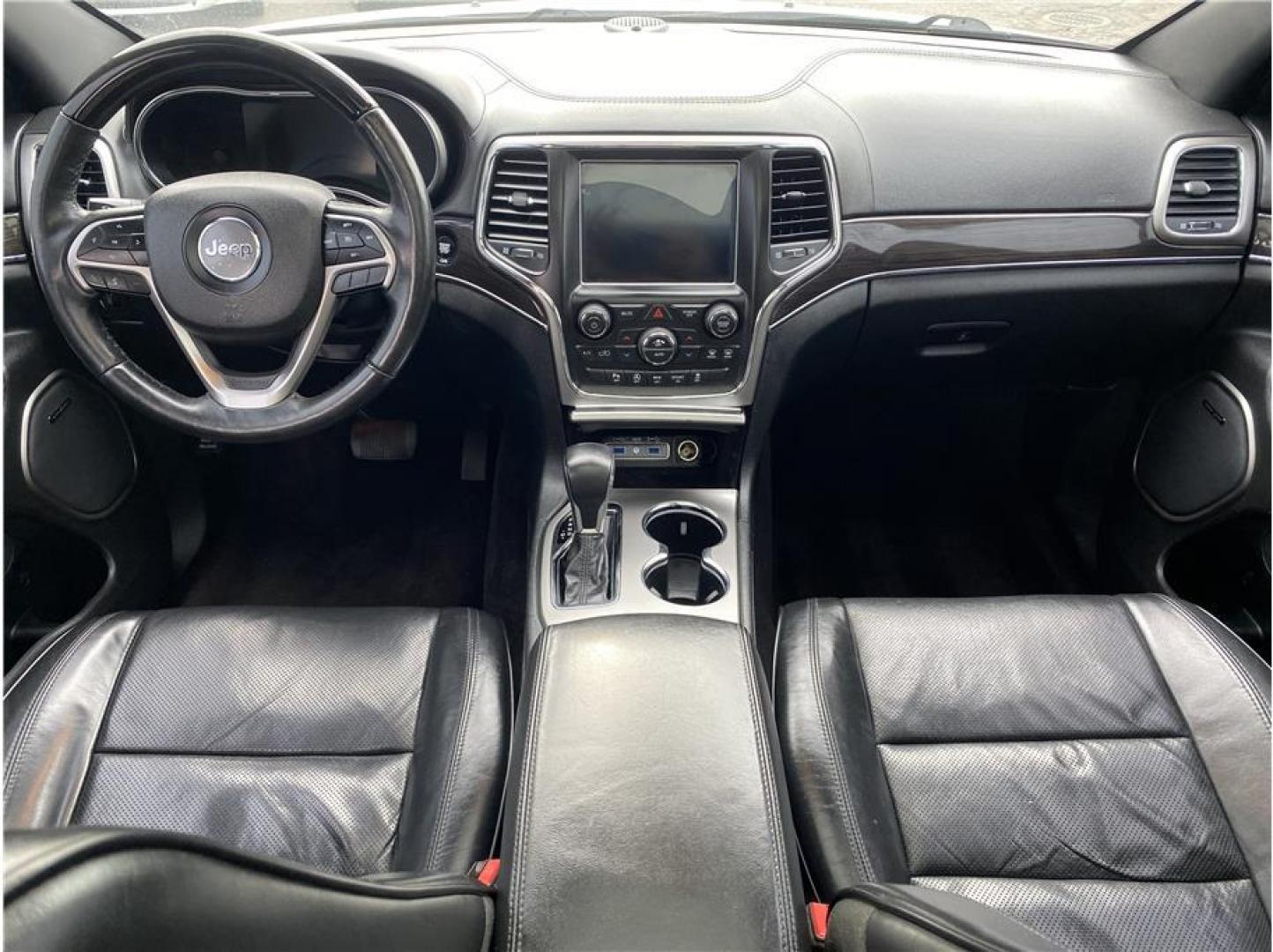 2018 White /No Color Jeep Grand Cherokee (1C4RJFCG2JC) with an V6, VVT, 3.6 Liter engine, Automatic, 8-Spd transmission, located at 607 W Columbia Drive, Kennewick, WA, 99336, (509) 987-1069, 46.216743, -119.126404 - Photo#20