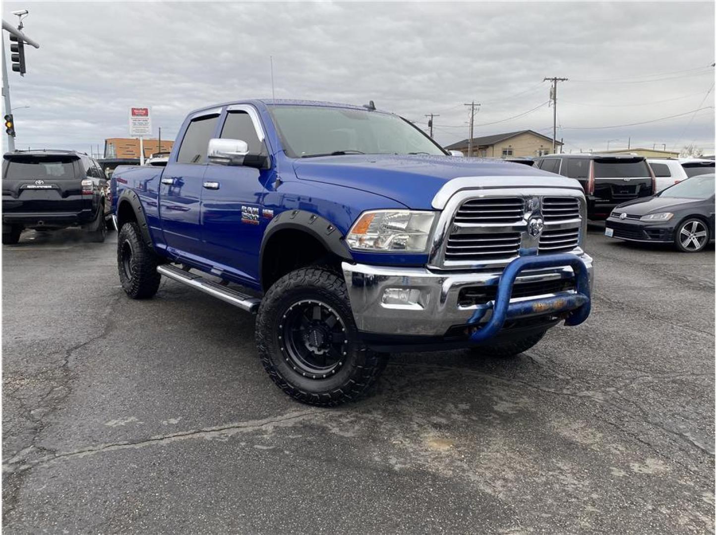 2014 Blue /No Color Ram 2500 Crew Cab (3C6UR5DJ5EG) with an V8, HEMI, 6.4 Liter engine, Automatic, 6-Spd transmission, located at 607 W Columbia Drive, Kennewick, WA, 99336, (509) 987-1069, 46.216743, -119.126404 - Photo#2