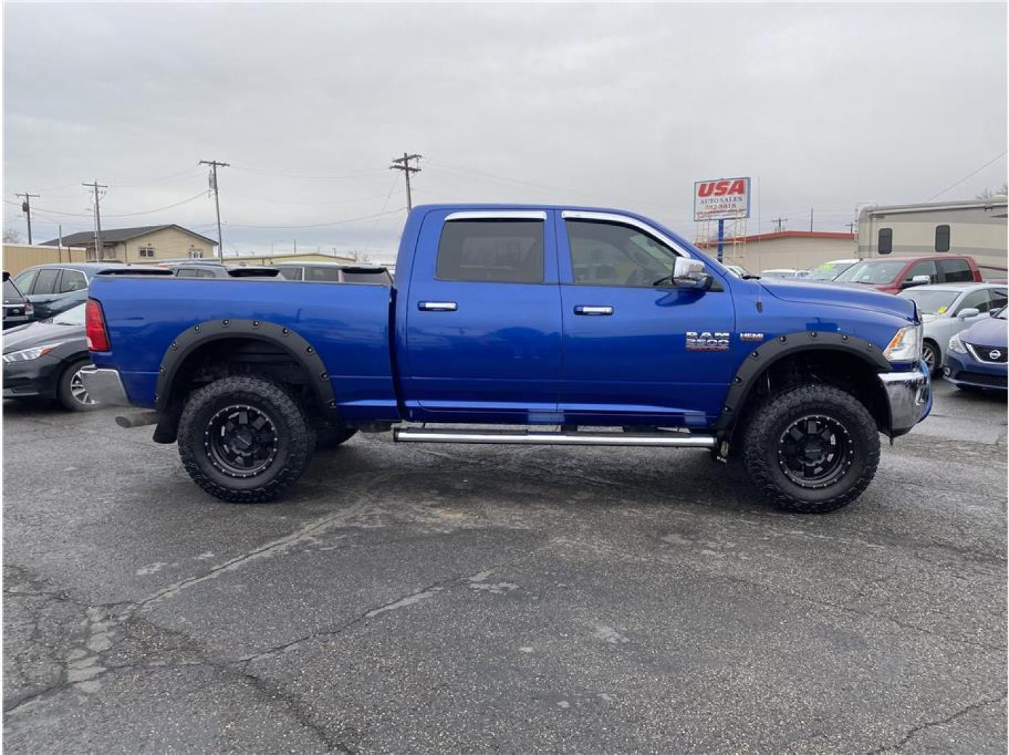 2014 Blue /No Color Ram 2500 Crew Cab (3C6UR5DJ5EG) with an V8, HEMI, 6.4 Liter engine, Automatic, 6-Spd transmission, located at 607 W Columbia Drive, Kennewick, WA, 99336, (509) 987-1069, 46.216743, -119.126404 - Photo#3