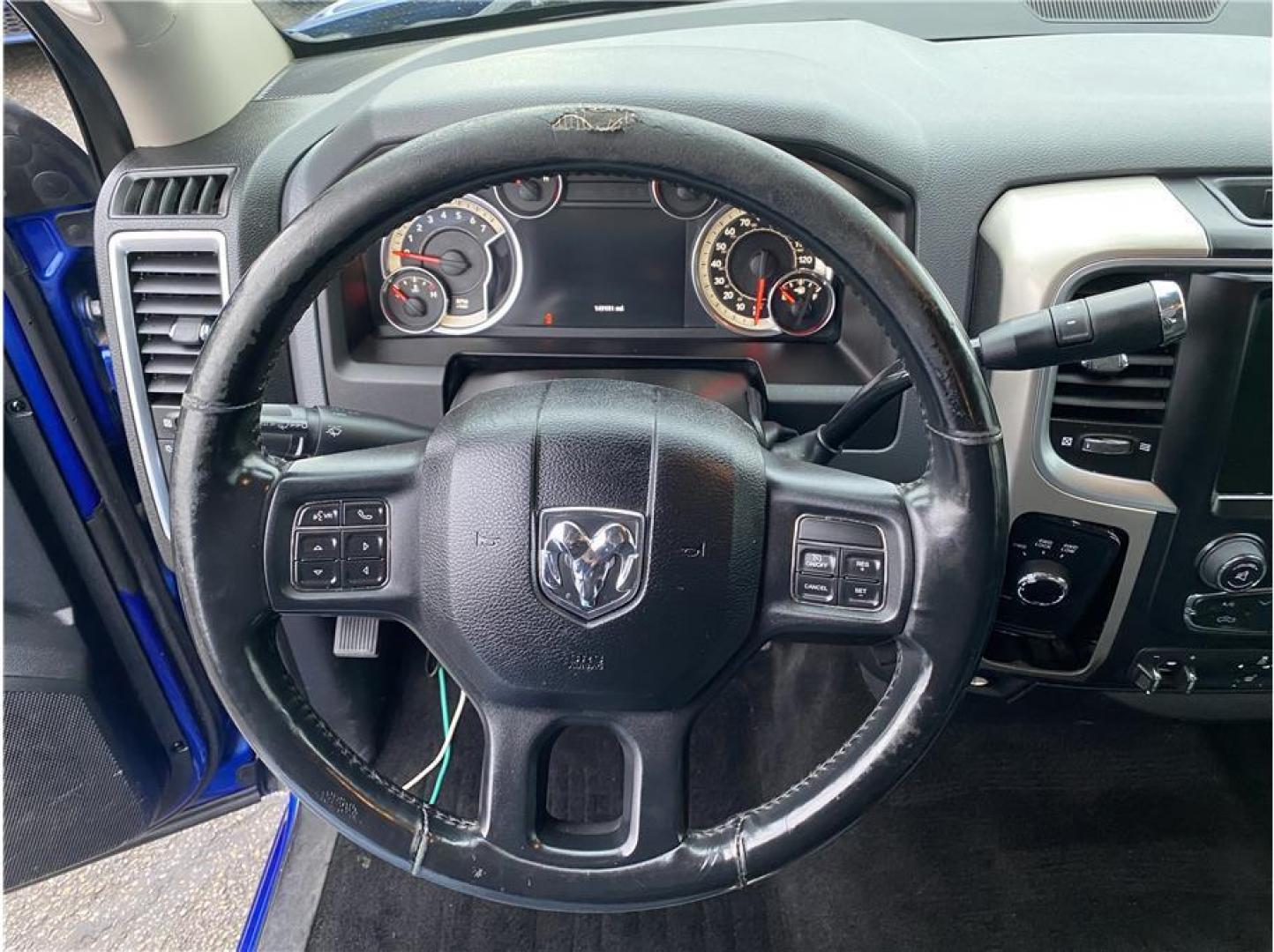 2014 Blue /No Color Ram 2500 Crew Cab (3C6UR5DJ5EG) with an V8, HEMI, 6.4 Liter engine, Automatic, 6-Spd transmission, located at 607 W Columbia Drive, Kennewick, WA, 99336, (509) 987-1069, 46.216743, -119.126404 - Photo#12