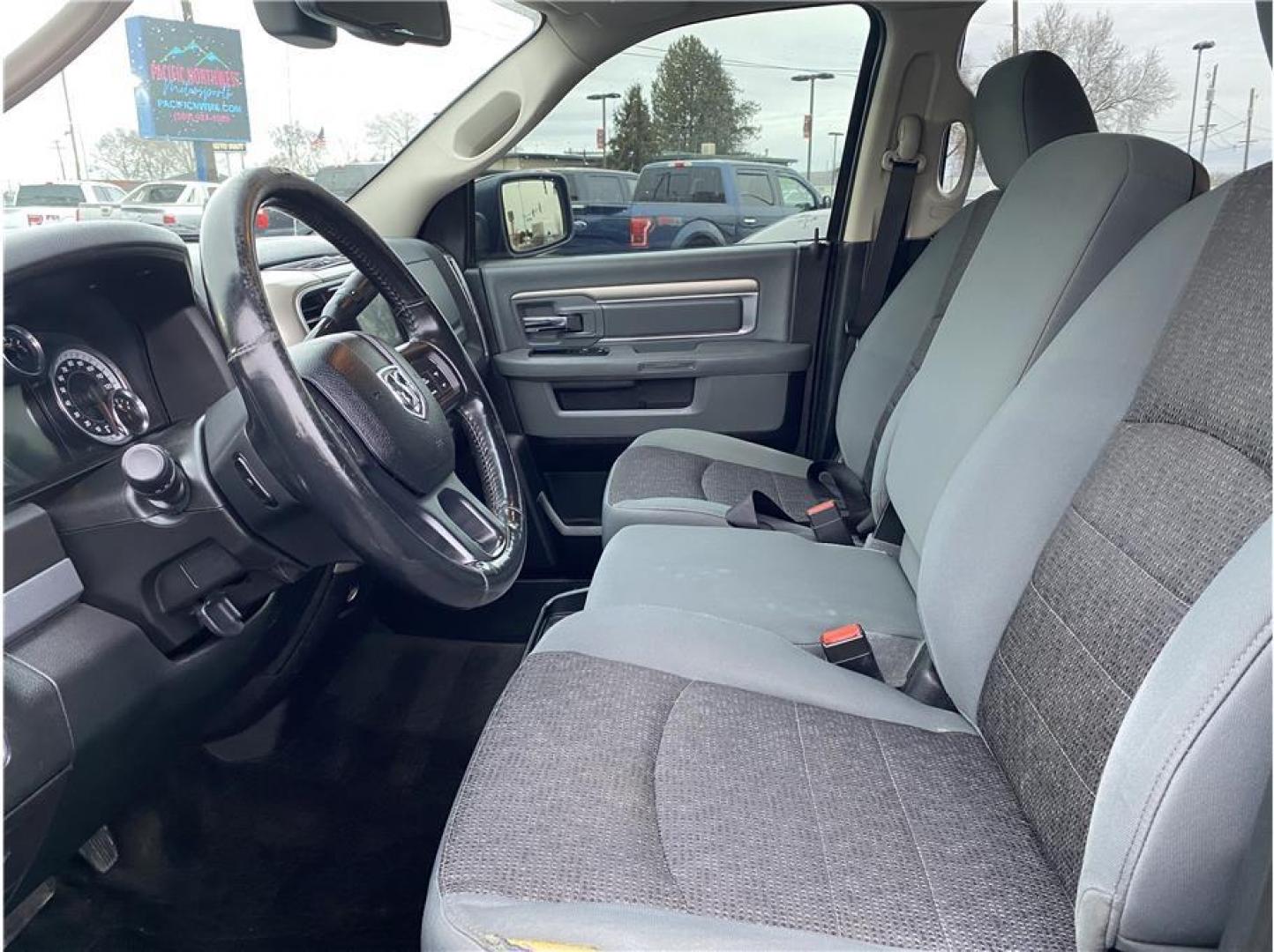 2014 Blue /No Color Ram 2500 Crew Cab (3C6UR5DJ5EG) with an V8, HEMI, 6.4 Liter engine, Automatic, 6-Spd transmission, located at 607 W Columbia Drive, Kennewick, WA, 99336, (509) 987-1069, 46.216743, -119.126404 - Photo#16