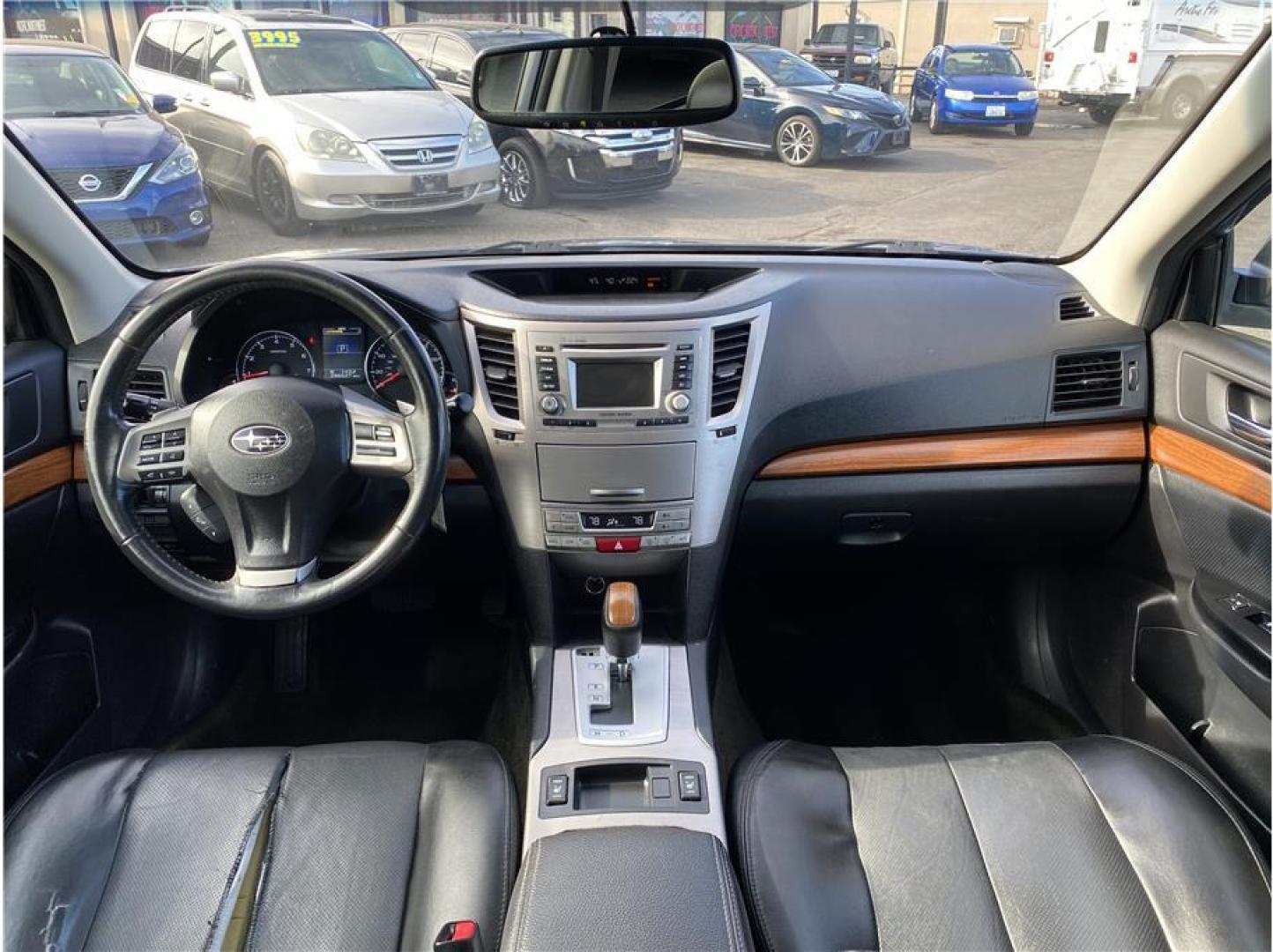 2014 Gray /No Color Subaru Outback (4S4BRBLC0E3) with an 4-Cyl, PZEV, 2.5 Liter engine, Automatic, CVT w/Manual Mode transmission, located at 607 W Columbia Drive, Kennewick, WA, 99336, (509) 987-1069, 46.216743, -119.126404 - Photo#20