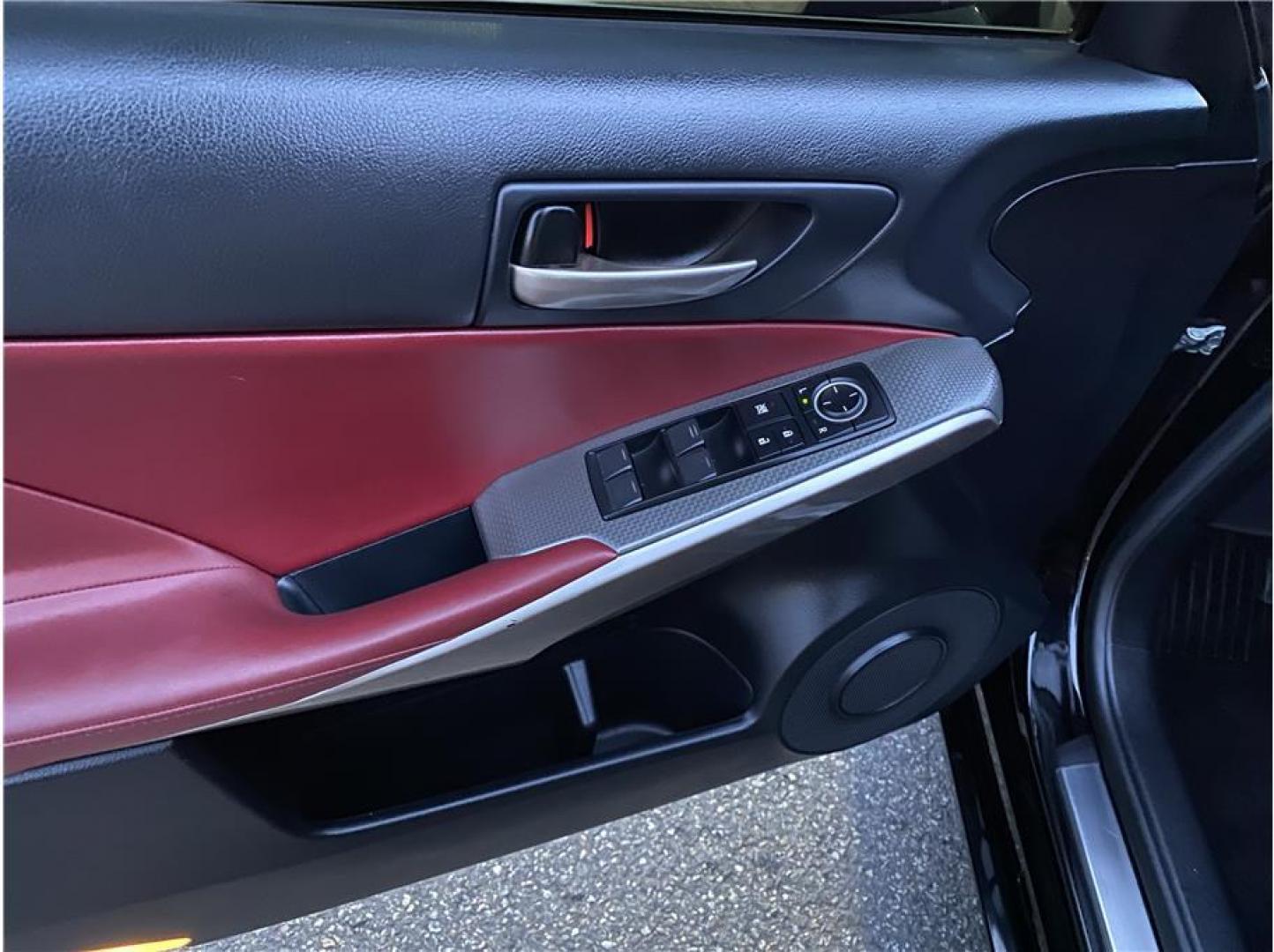 2017 Black /No Color Lexus IS 300 F Sport (JTHCM1D26H5) with an V6, 3.5 Liter engine, Automatic, 6-Spd transmission, located at 607 W Columbia Drive, Kennewick, WA, 99336, (509) 987-1069, 46.216743, -119.126404 - This 2017 Lexus IS 300 F Sport AWD is a compact luxury sport sedan produced by Lexus. This all-wheel-drive version offers added traction and stability in varying road and weather conditions. The IS 300 AWD is powered by a 3.5L V6 engine producing 260 horsepower, paired with a 6-speed automatic tr - Photo#9