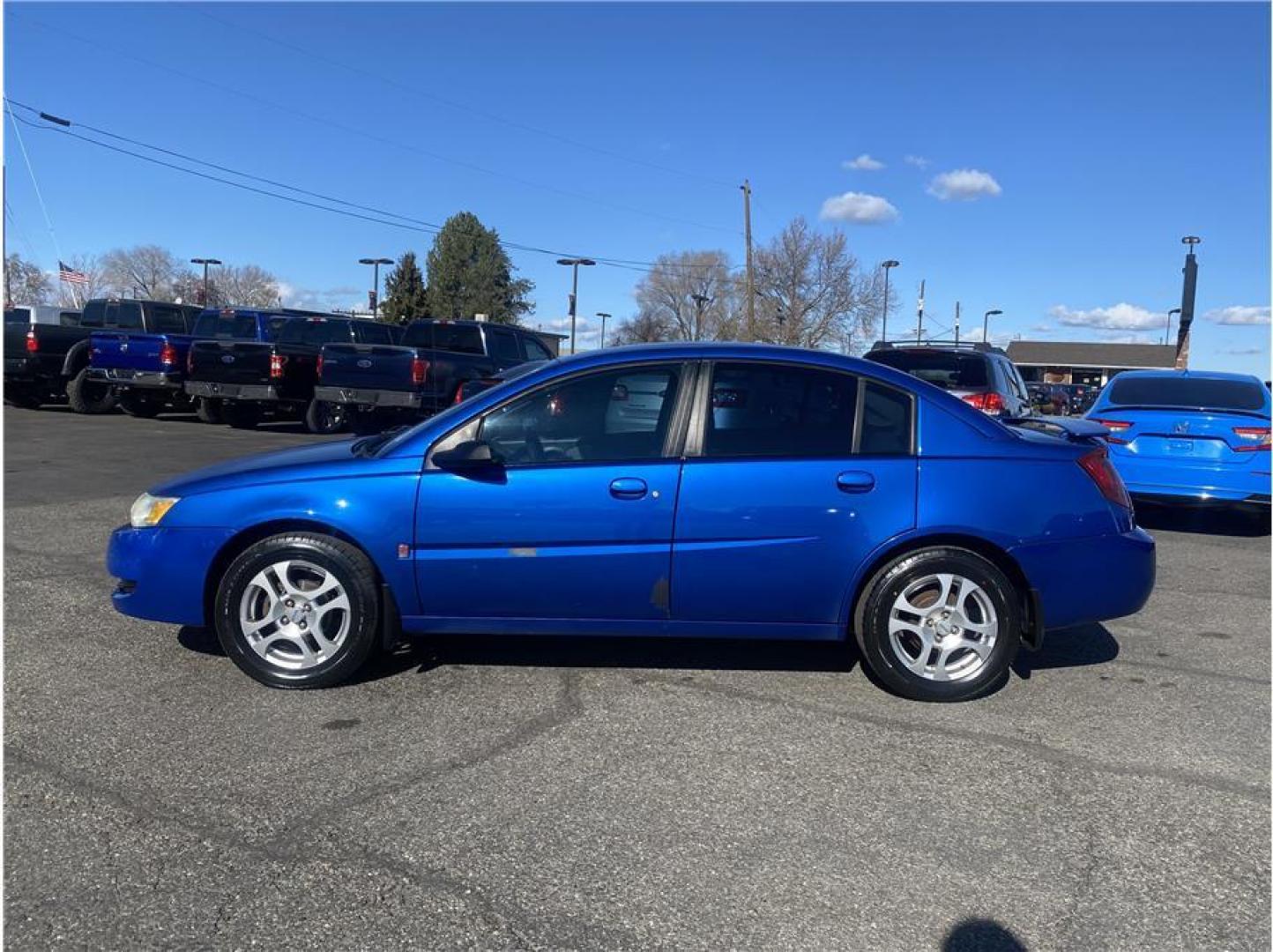 2004 Blue /No Color Saturn Ion (1G8AZ52F74Z) with an 4-Cyl, 2.2 Liter engine, Manual, 5-Spd transmission, located at 607 W Columbia Drive, Kennewick, WA, 99336, (509) 987-1069, 46.216743, -119.126404 - Photo#7