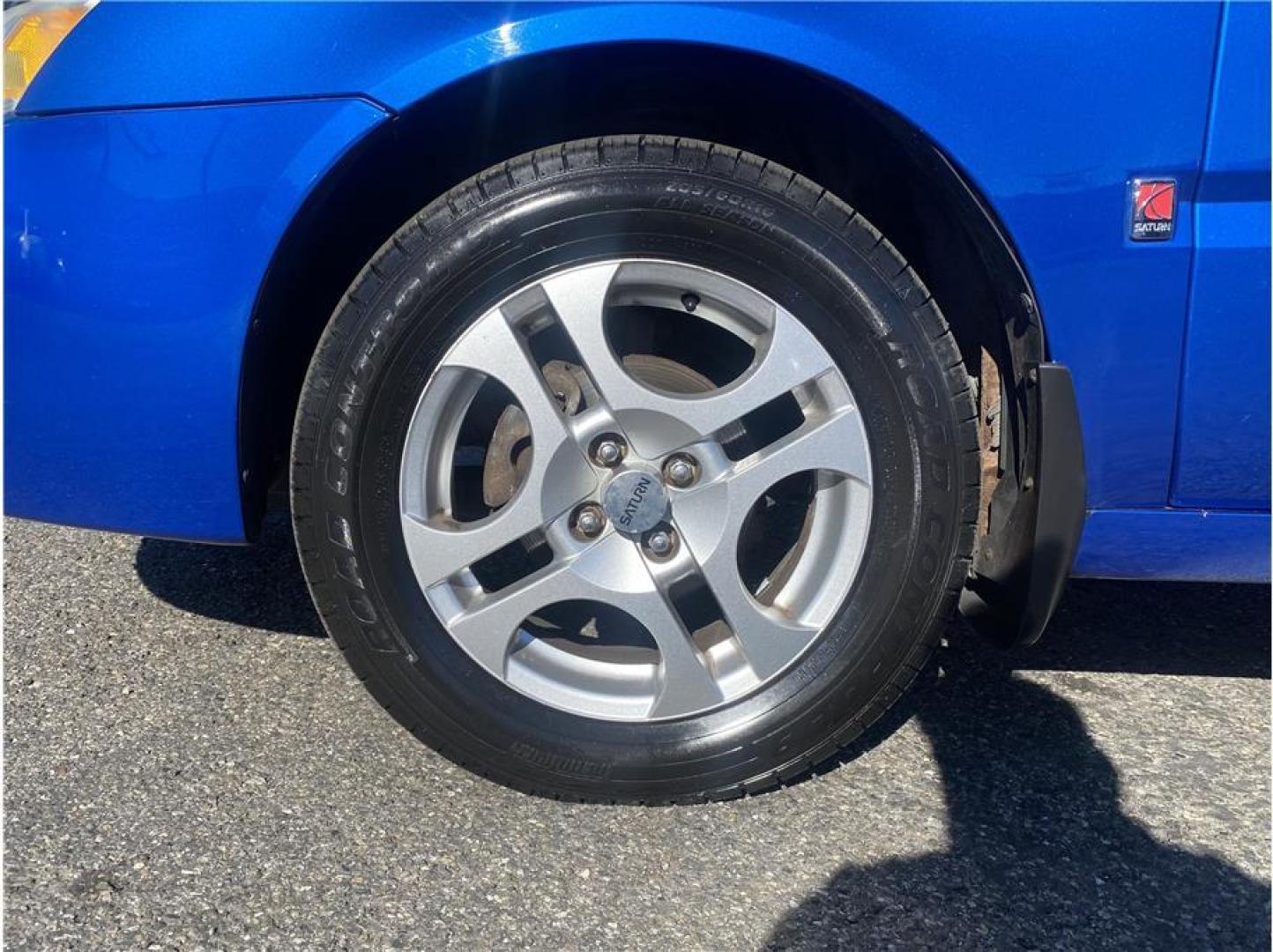 2004 Blue /No Color Saturn Ion (1G8AZ52F74Z) with an 4-Cyl, 2.2 Liter engine, Manual, 5-Spd transmission, located at 607 W Columbia Drive, Kennewick, WA, 99336, (509) 987-1069, 46.216743, -119.126404 - Photo#8