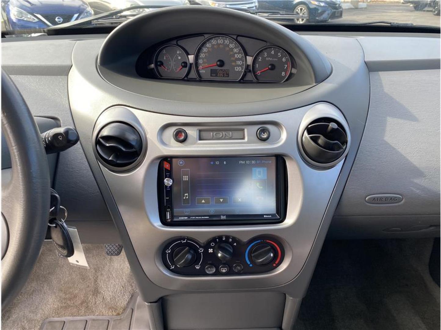 2004 Blue /No Color Saturn Ion (1G8AZ52F74Z) with an 4-Cyl, 2.2 Liter engine, Manual, 5-Spd transmission, located at 607 W Columbia Drive, Kennewick, WA, 99336, (509) 987-1069, 46.216743, -119.126404 - Photo#12