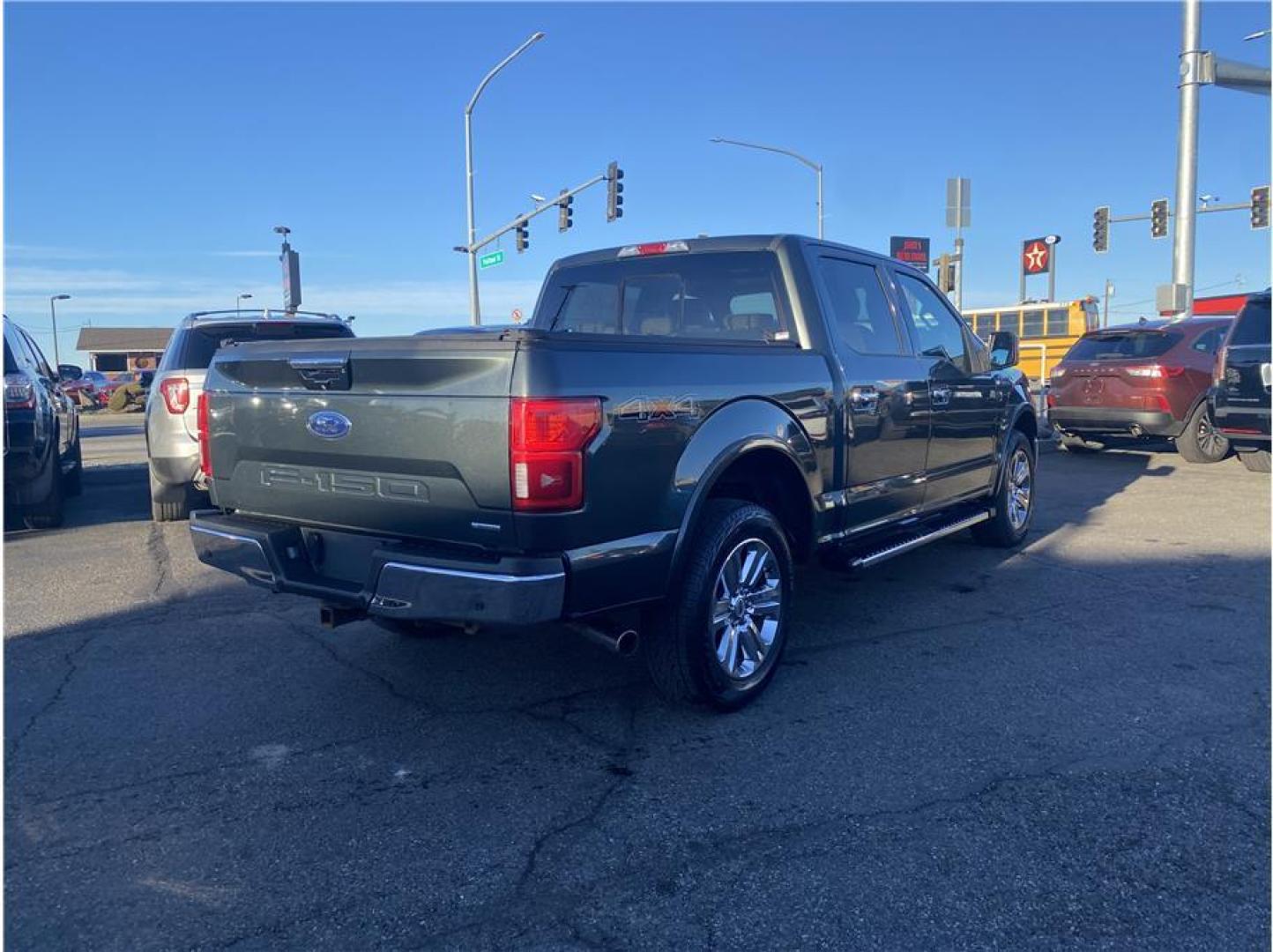 2018 Gray /No Color Ford F150 SuperCrew Cab (1FTEW1EG7JK) with an V6, EcoBoost, 3.5T engine, Auto, 10-Spd Spt Mode transmission, located at 607 W Columbia Drive, Kennewick, WA, 99336, (509) 987-1069, 46.216743, -119.126404 - Photo#4