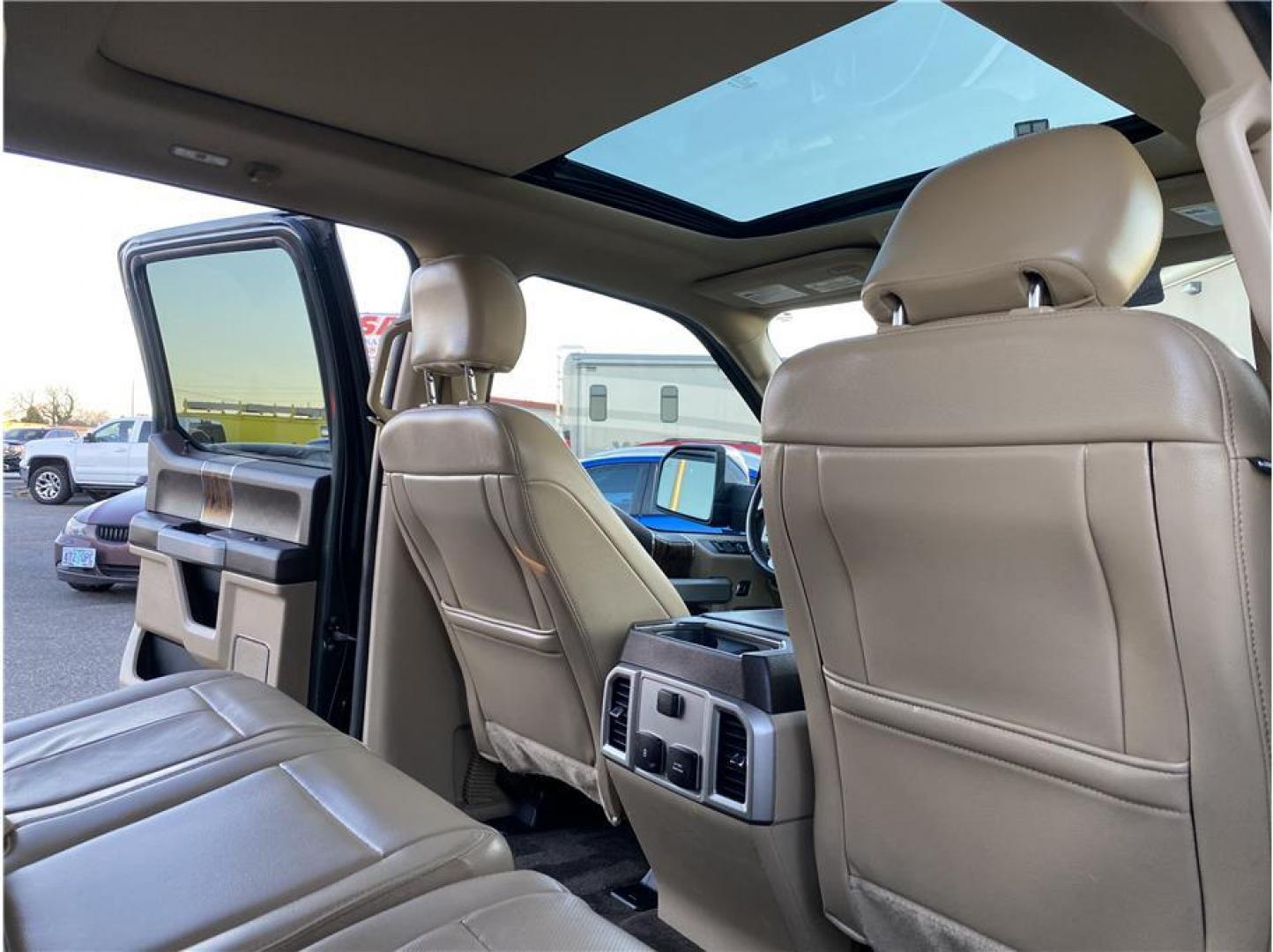 2018 Gray /No Color Ford F150 SuperCrew Cab (1FTEW1EG7JK) with an V6, EcoBoost, 3.5T engine, Auto, 10-Spd Spt Mode transmission, located at 607 W Columbia Drive, Kennewick, WA, 99336, (509) 987-1069, 46.216743, -119.126404 - Photo#16