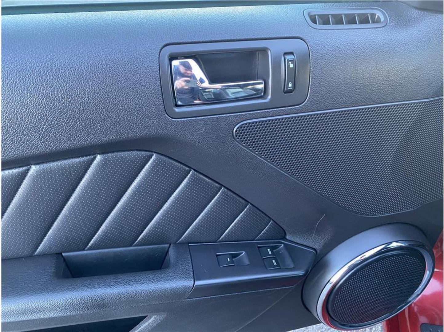 2013 Red /No Color Ford Mustang (1ZVBP8FF3D5) with an V8, 5.0 Liter engine, Manual, 6-Spd transmission, located at 607 W Columbia Drive, Kennewick, WA, 99336, (509) 987-1069, 46.216743, -119.126404 - Photo#9