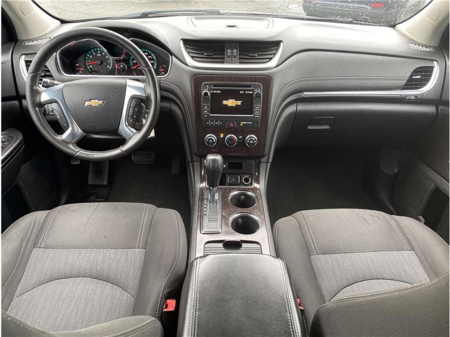 2017 Black /No Color Chevrolet Traverse (1GNKRGKD8HJ) with an V6, 3.6 Liter engine, Automatic, 6-Spd transmission, located at 607 W Columbia Drive, Kennewick, WA, 99336, (509) 987-1069, 46.216743, -119.126404 - Photo#18