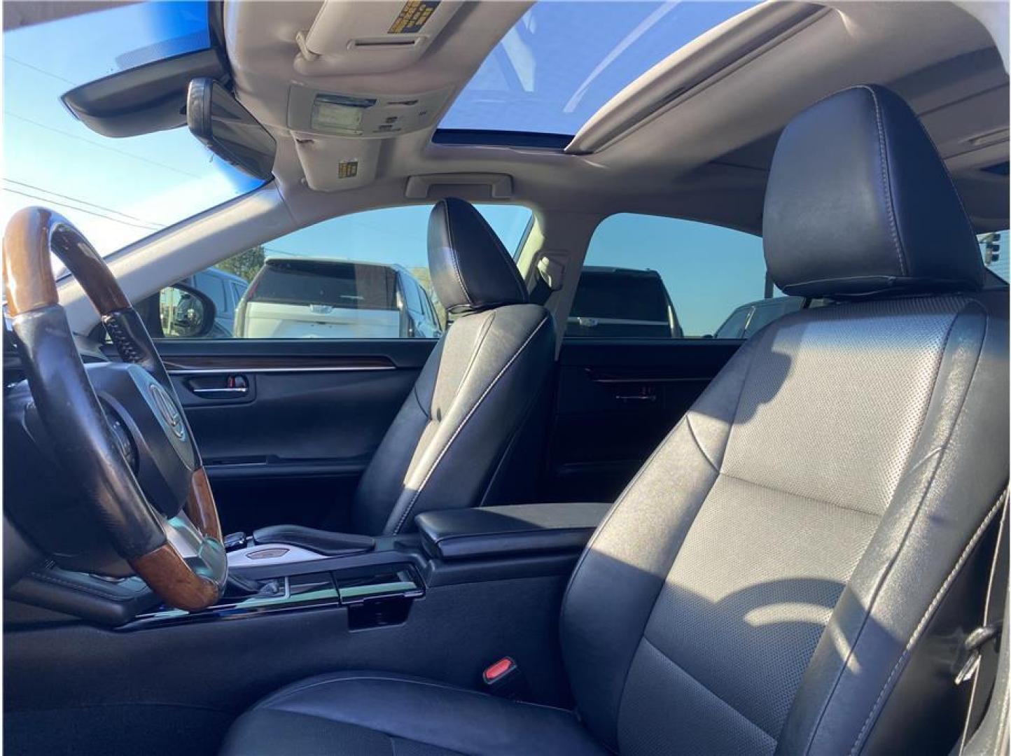 2017 Gray /No Color Lexus ES (58ABK1GG6HU) with an V6, 3.5 Liter engine, Auto, 6-Spd Seq Shft transmission, located at 607 W Columbia Drive, Kennewick, WA, 99336, (509) 987-1069, 46.216743, -119.126404 - Photo#12