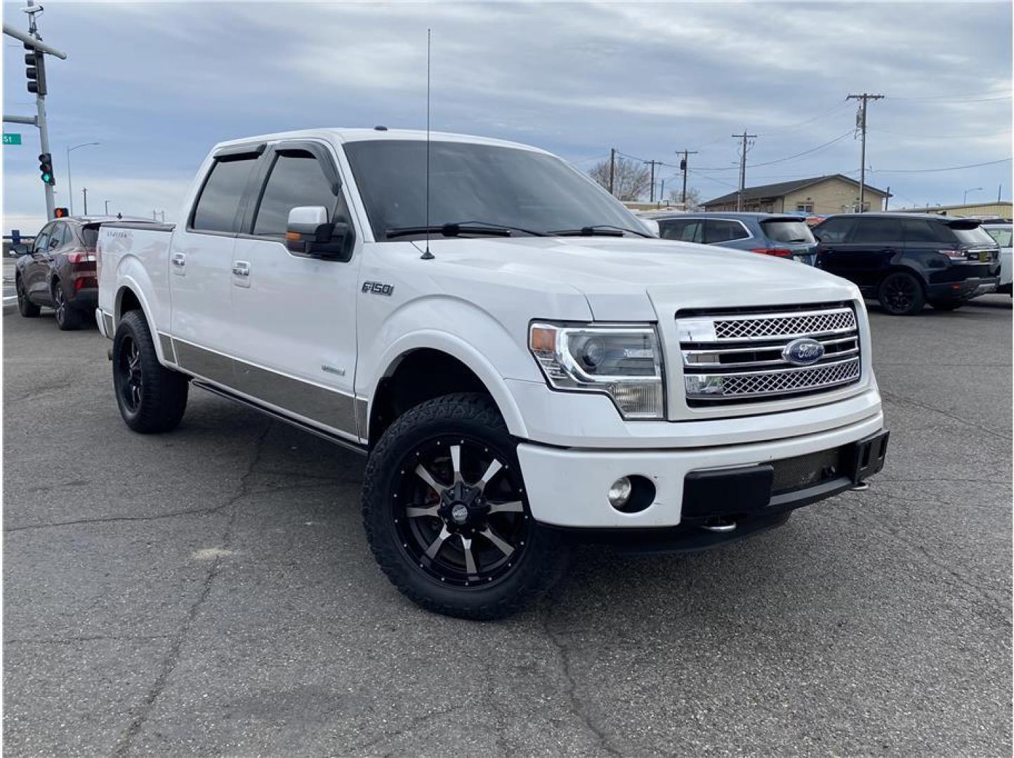 2013 White /No Color Ford F150 SuperCrew Cab (1FTFW1ET0DF) with an V6, EcoBoost, Twin Turbo, 3.5 Liter engine, Automatic, 6-Spd transmission, located at 607 W Columbia Drive, Kennewick, WA, 99336, (509) 987-1069, 46.216743, -119.126404 - Photo#2