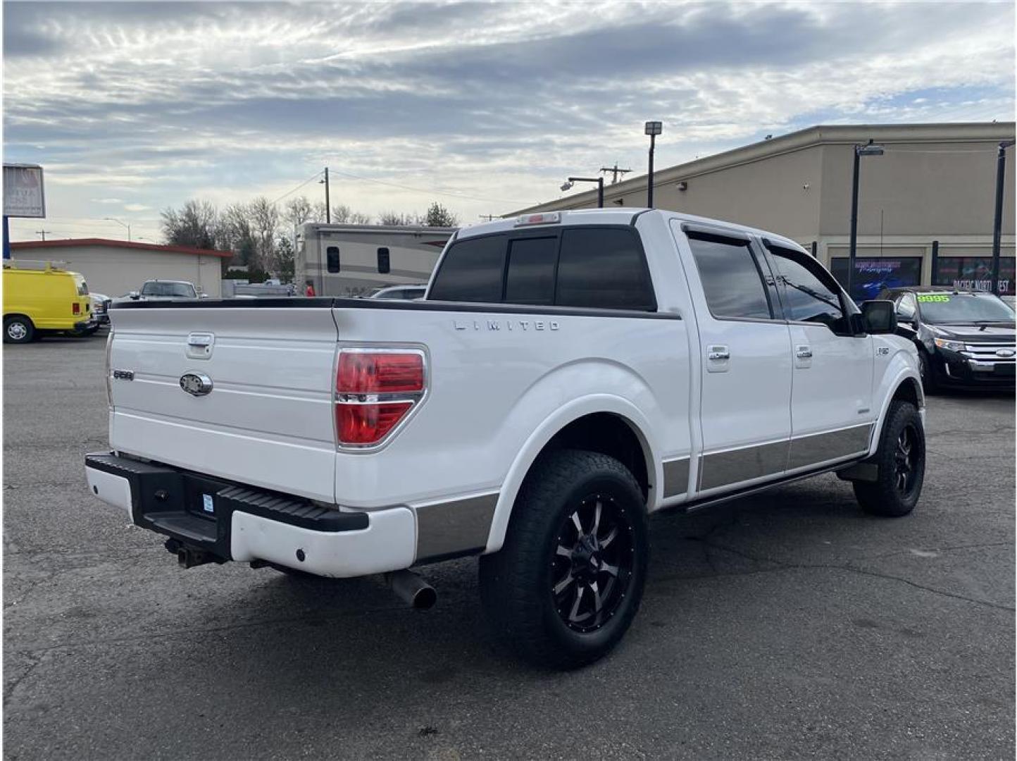 2013 White /No Color Ford F150 SuperCrew Cab (1FTFW1ET0DF) with an V6, EcoBoost, Twin Turbo, 3.5 Liter engine, Automatic, 6-Spd transmission, located at 607 W Columbia Drive, Kennewick, WA, 99336, (509) 987-1069, 46.216743, -119.126404 - Photo#4