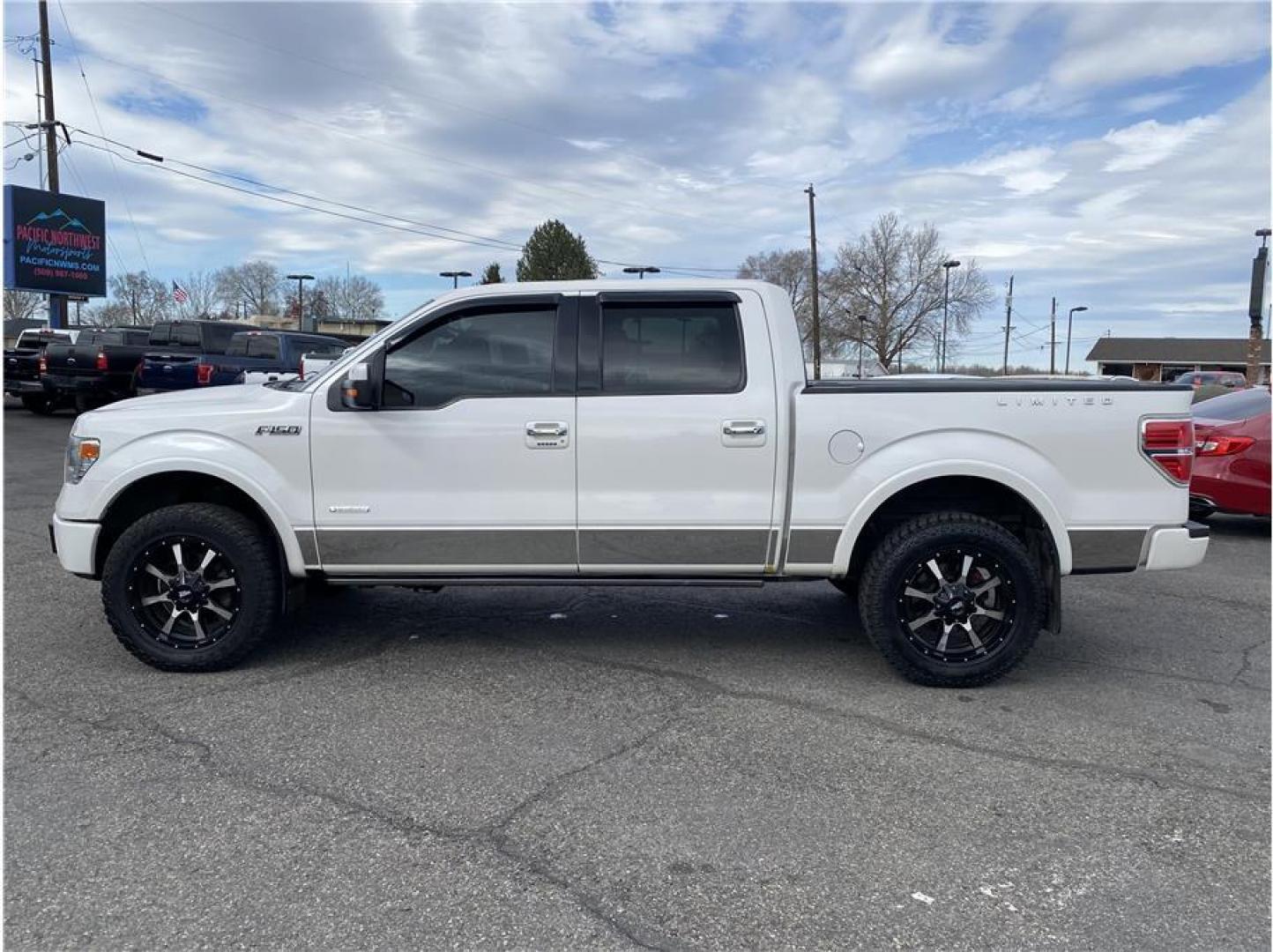 2013 White /No Color Ford F150 SuperCrew Cab (1FTFW1ET0DF) with an V6, EcoBoost, Twin Turbo, 3.5 Liter engine, Automatic, 6-Spd transmission, located at 607 W Columbia Drive, Kennewick, WA, 99336, (509) 987-1069, 46.216743, -119.126404 - Photo#8