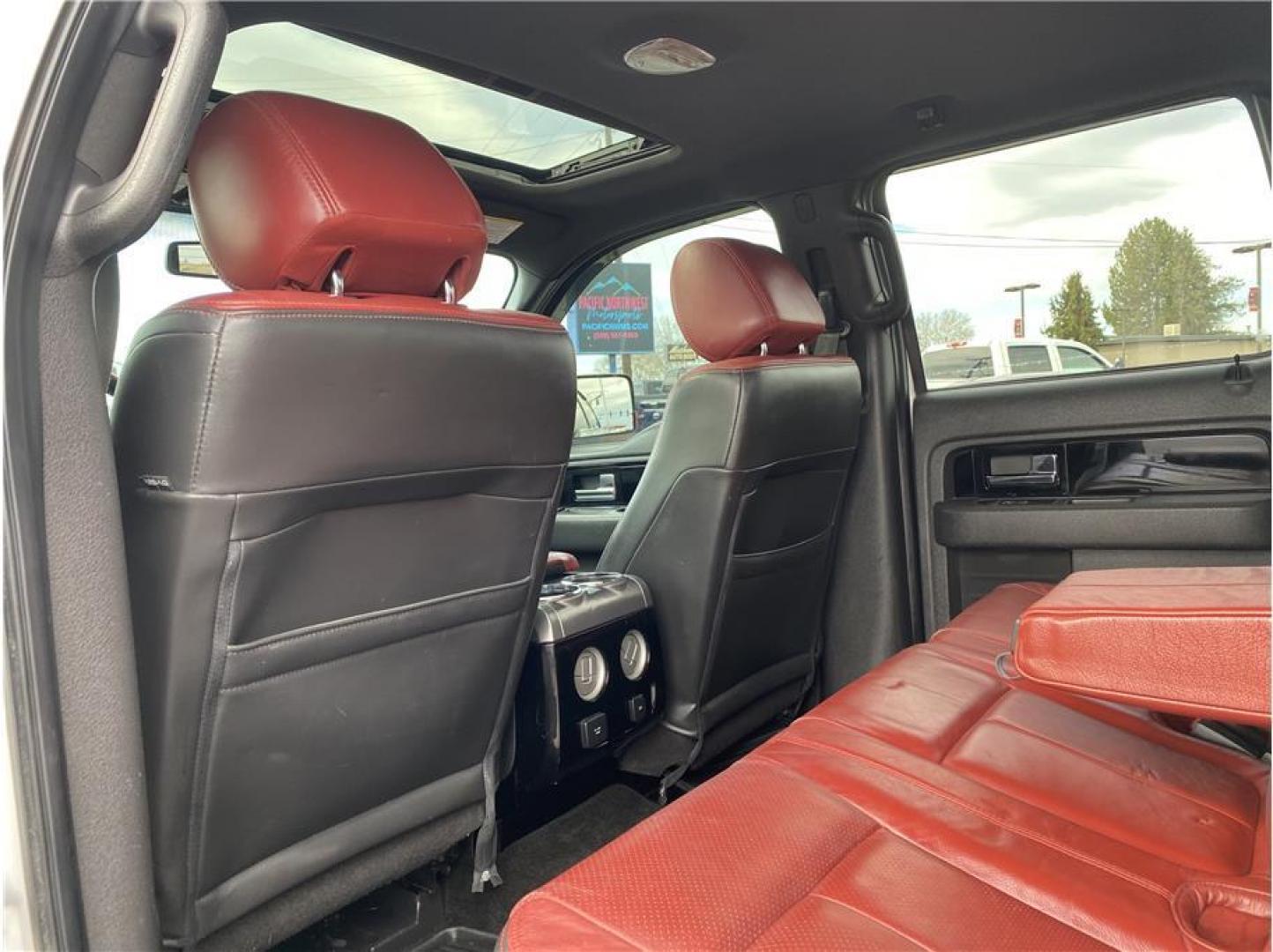 2013 White /No Color Ford F150 SuperCrew Cab (1FTFW1ET0DF) with an V6, EcoBoost, Twin Turbo, 3.5 Liter engine, Automatic, 6-Spd transmission, located at 607 W Columbia Drive, Kennewick, WA, 99336, (509) 987-1069, 46.216743, -119.126404 - Photo#15