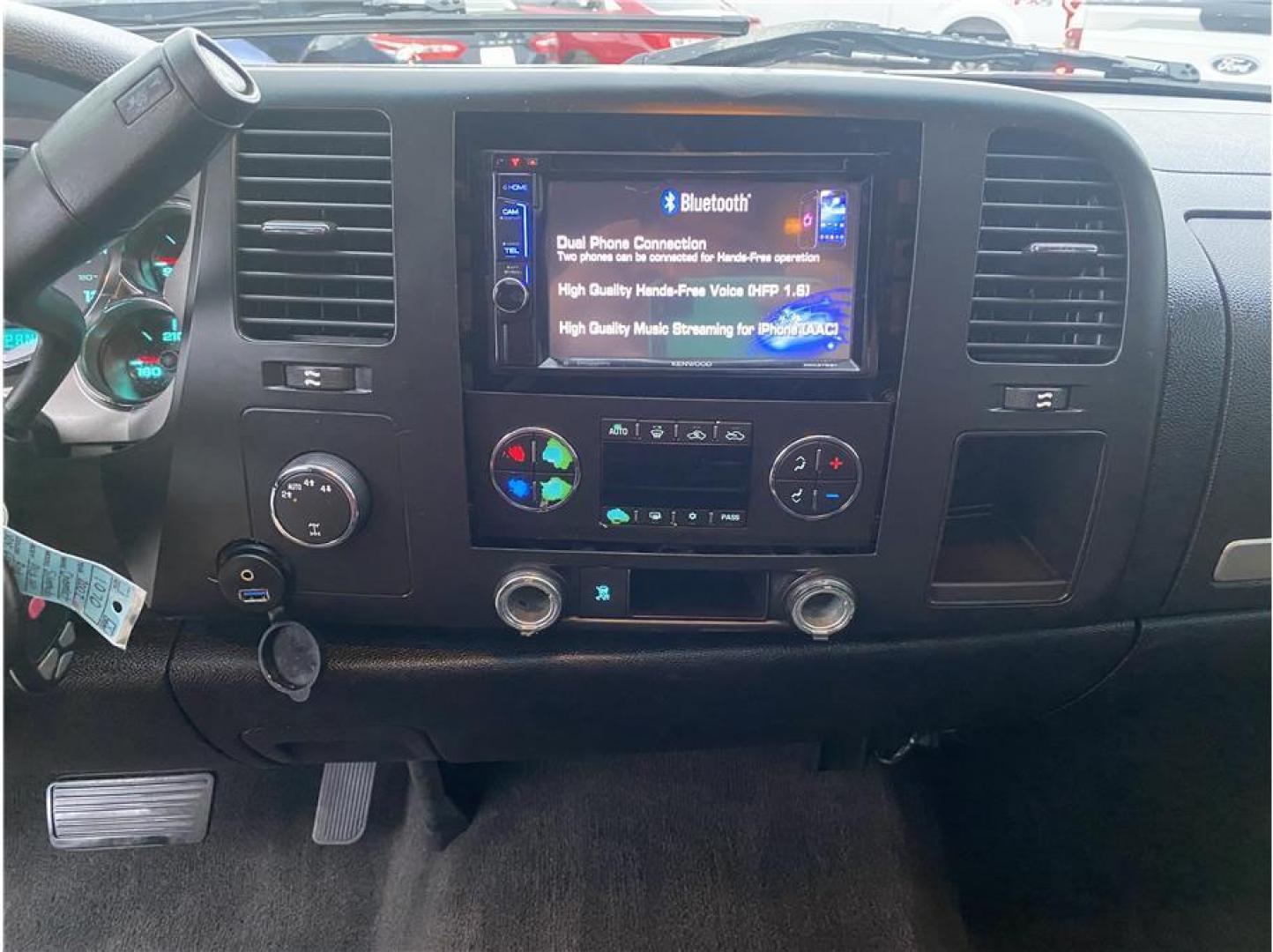 2007 Red /No Color Chevrolet Silverado 1500 Crew Cab (2GCEK13M771) with an V8, 5.3 Liter engine, Automatic transmission, located at 607 W Columbia Drive, Kennewick, WA, 99336, (509) 987-1069, 46.216743, -119.126404 - Photo#13