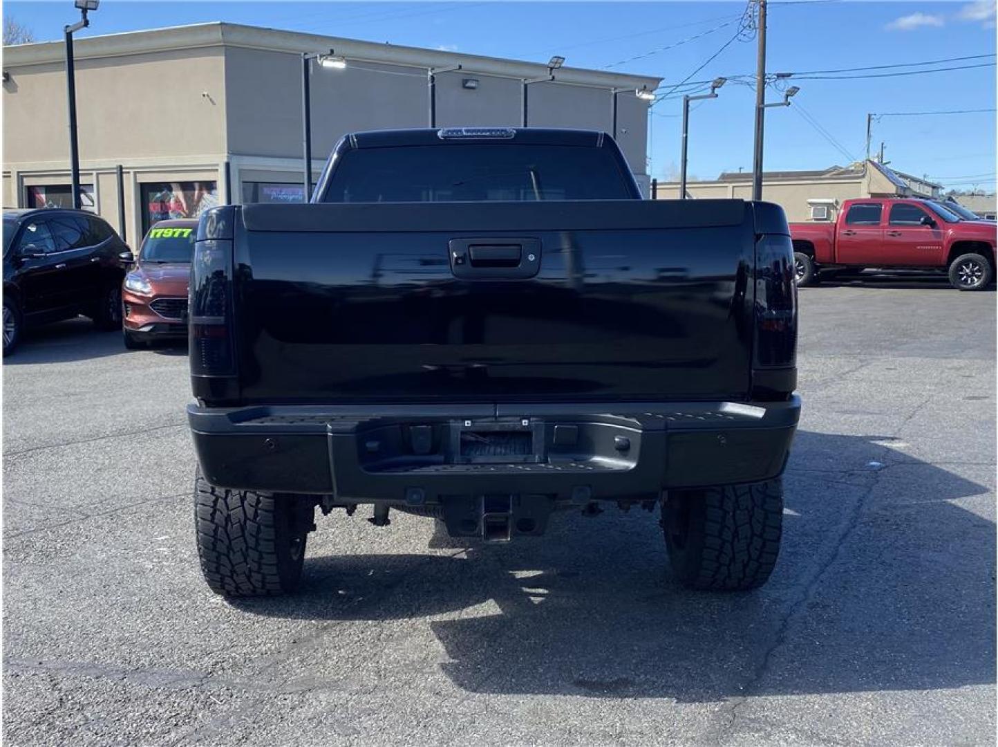 2012 Black /No Color GMC Sierra 2500 HD Crew Cab (1GT125E88CF) with an V8, Turbo Diesel, 6.6 Liter engine, Automatic, 6-Spd Allison w/Overdrive transmission, located at 607 W Columbia Drive, Kennewick, WA, 99336, (509) 987-1069, 46.216743, -119.126404 - Photo#5
