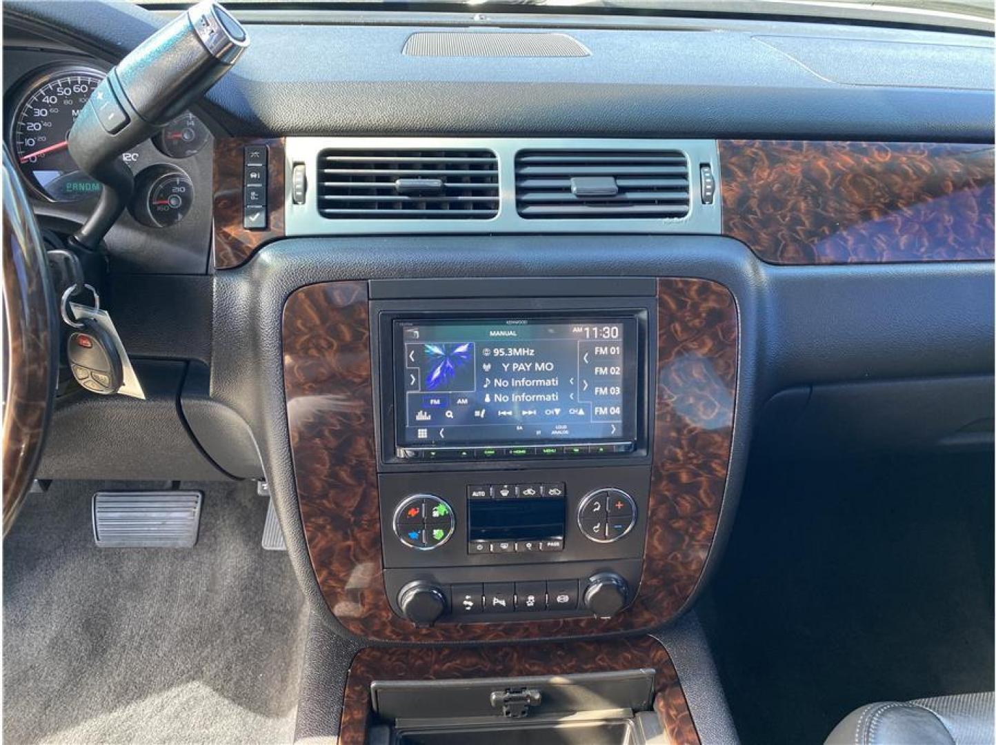 2012 Black /No Color GMC Sierra 2500 HD Crew Cab (1GT125E88CF) with an V8, Turbo Diesel, 6.6 Liter engine, Automatic, 6-Spd Allison w/Overdrive transmission, located at 607 W Columbia Drive, Kennewick, WA, 99336, (509) 987-1069, 46.216743, -119.126404 - Photo#13