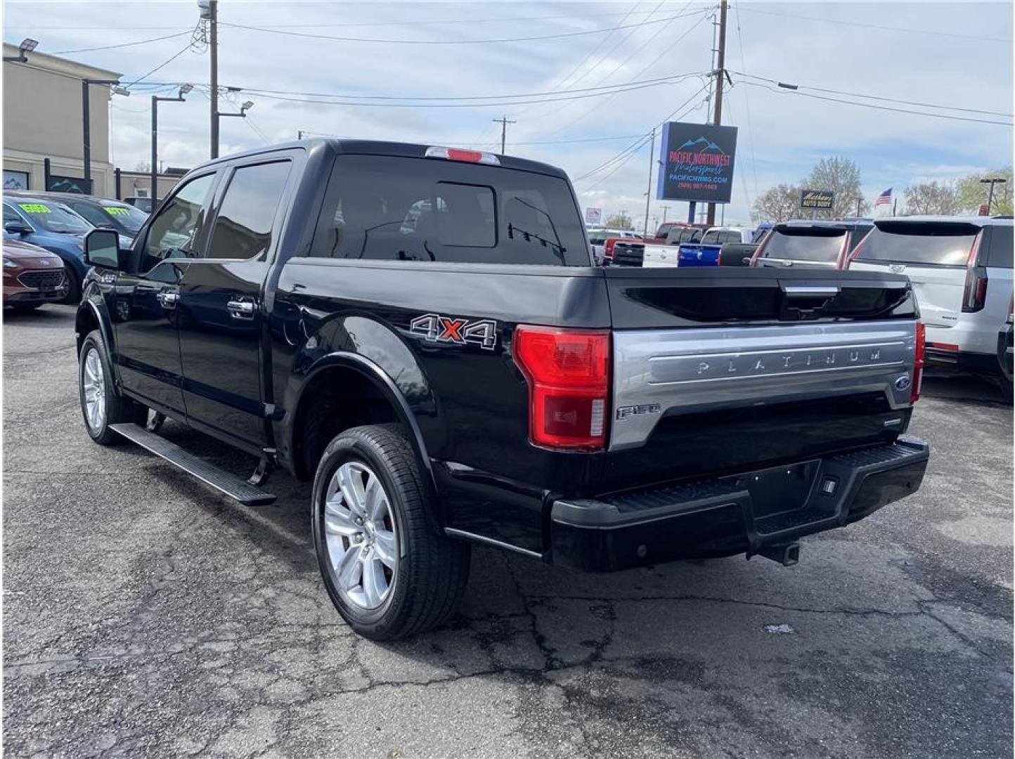 2018 Black /No Color Ford F150 SuperCrew Cab (1FTEW1EG5JF) with an V6, EcoBoost, TT, 3.5L engine, Auto, 10-Spd Spt Mode transmission, located at 607 W Columbia Drive, Kennewick, WA, 99336, (509) 987-1069, 46.216743, -119.126404 - Photo#8