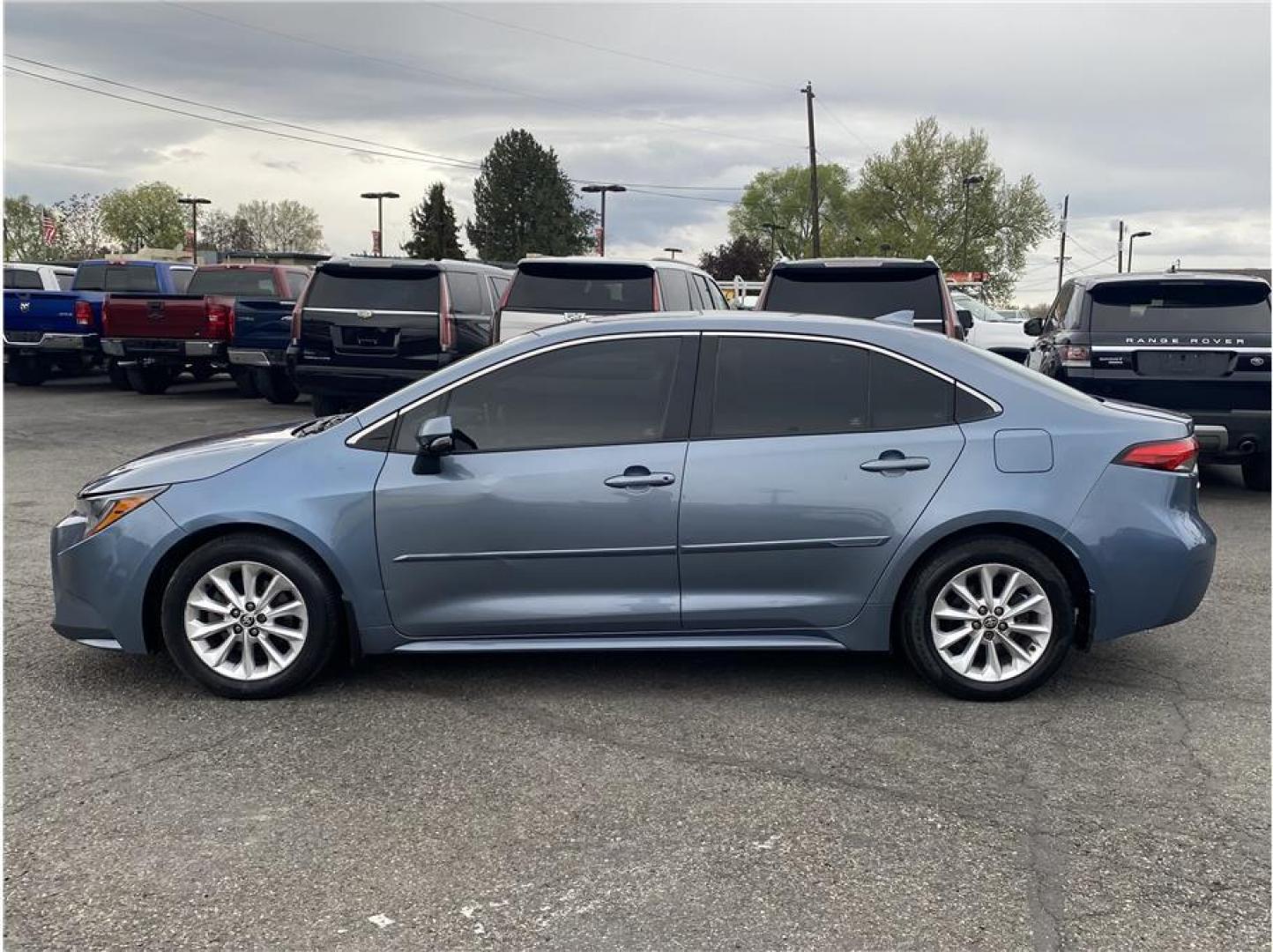 2020 Silver /No Color Toyota Corolla (5YFFPRAE3LP) with an 4-Cyl, 1.8 Liter engine, Automatic, CVTi-S transmission, located at 607 W Columbia Drive, Kennewick, WA, 99336, (509) 987-1069, 46.216743, -119.126404 - Photo#7