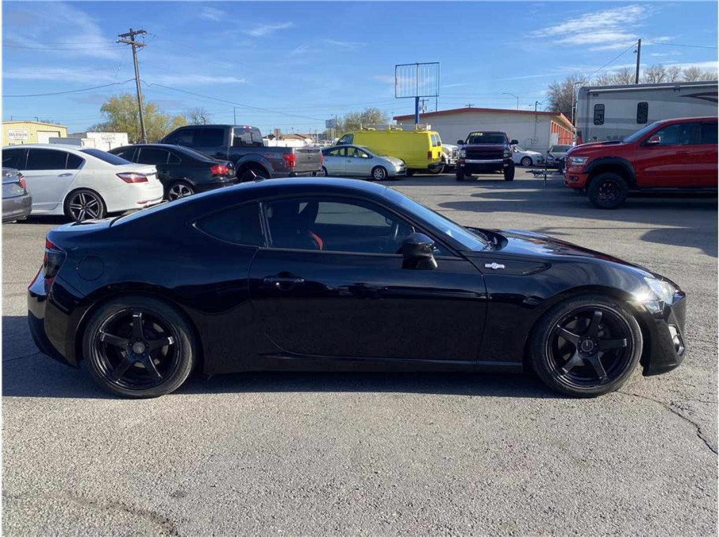 2013 Black /No Color Scion FR-S Base (JF1ZNAA17D2) with an 4-Cyl, 2.0 Liter engine, Automatic, 6-Spd transmission, located at 607 W Columbia Drive, Kennewick, WA, 99336, (509) 987-1069, 46.216743, -119.126404 - The 2013 Scion FR-S delivers an engaging driving experience with precision handling, rear-wheel drive performance, and a lightweight sport coupe design. Powered by a 2.0L BOXER engine producing 200 horsepower, the FR-S is engineered for balance and responsiveness, making it a favorite among driving - Photo#3