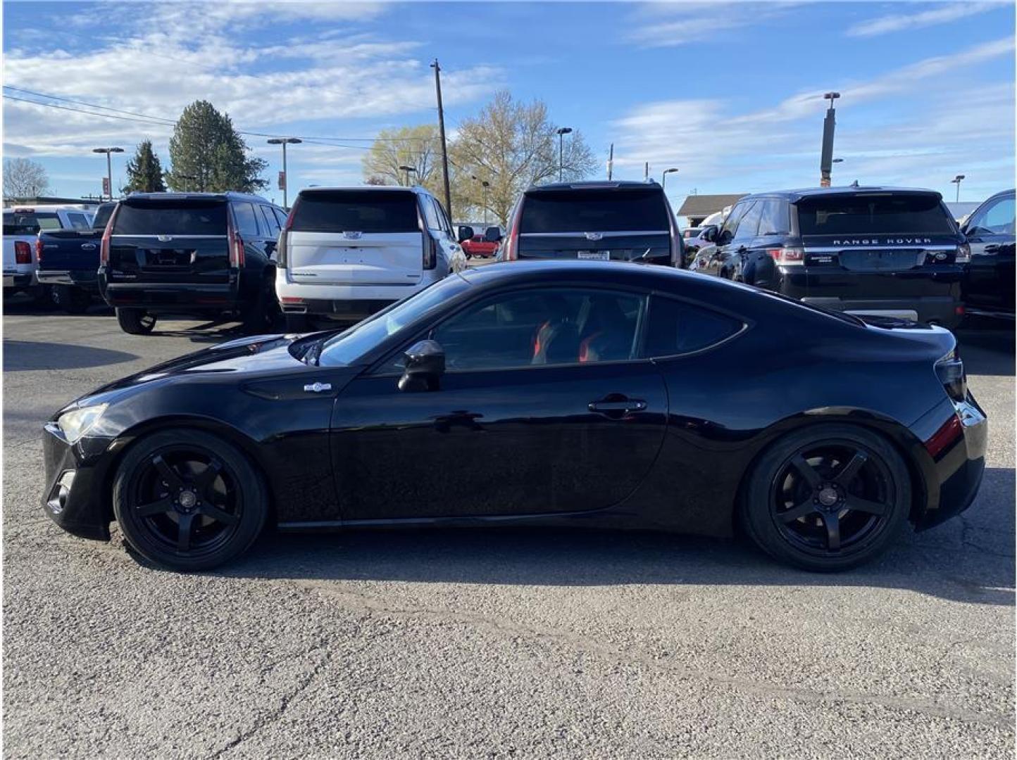 2013 Black /No Color Scion FR-S Base (JF1ZNAA17D2) with an 4-Cyl, 2.0 Liter engine, Automatic, 6-Spd transmission, located at 607 W Columbia Drive, Kennewick, WA, 99336, (509) 987-1069, 46.216743, -119.126404 - The 2013 Scion FR-S delivers an engaging driving experience with precision handling, rear-wheel drive performance, and a lightweight sport coupe design. Powered by a 2.0L BOXER engine producing 200 horsepower, the FR-S is engineered for balance and responsiveness, making it a favorite among driving - Photo#7
