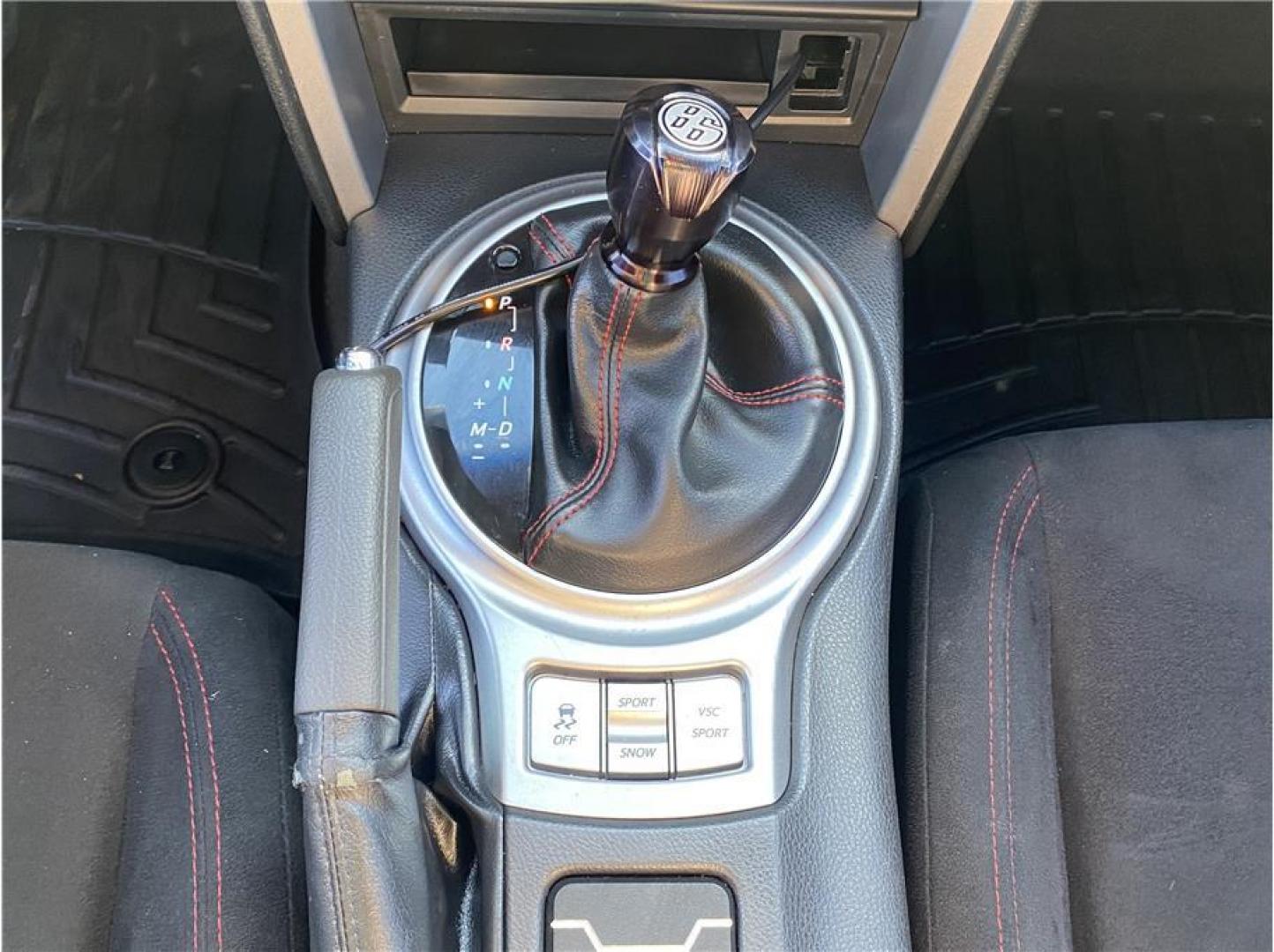 2013 Black /No Color Scion FR-S Base (JF1ZNAA17D2) with an 4-Cyl, 2.0 Liter engine, Automatic, 6-Spd transmission, located at 607 W Columbia Drive, Kennewick, WA, 99336, (509) 987-1069, 46.216743, -119.126404 - The 2013 Scion FR-S delivers an engaging driving experience with precision handling, rear-wheel drive performance, and a lightweight sport coupe design. Powered by a 2.0L BOXER engine producing 200 horsepower, the FR-S is engineered for balance and responsiveness, making it a favorite among driving - Photo#13