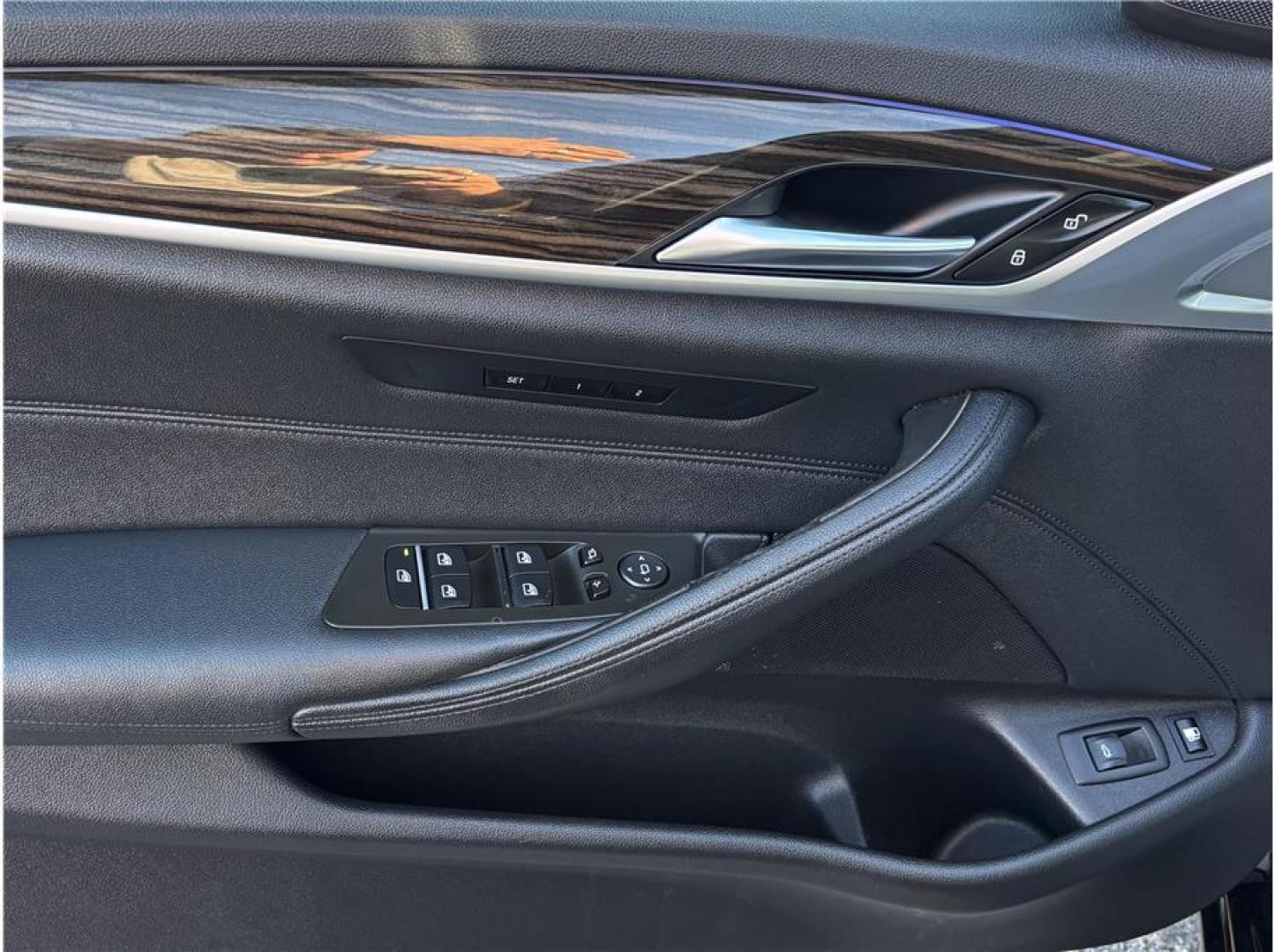 2019 Black /No Color BMW 5 Series 530e iPerformance (WBAJA9C52KB) with an 4-Cyl, Hybrid, Turbo, 2.0 Liter engine, Automatic, 8-Spd Adaptive w/Steptronic, Sport and Manual Modes transmission, located at 607 W Columbia Drive, Kennewick, WA, 99336, (509) 987-1069, 46.216743, -119.126404 - The 2019 BMW 530e iPerformance delivers a refined balance of luxury, performance, and efficiency through its advanced plug-in hybrid powertrain. Combining a 2.0L turbocharged engine with an electric motor, this 5 Series sedan offers smooth acceleration and impressive fuel efficiency, achieving up to - Photo#9