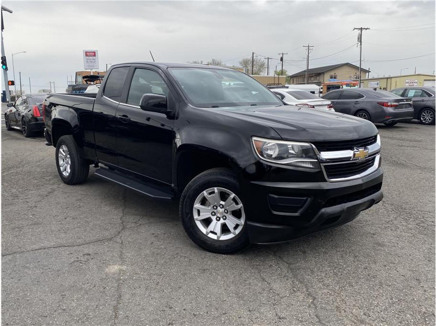2016 Black /No Color Chevrolet Colorado Extended Cab WT (1GCHSCEA9G1) with an 4-Cyl, VVT, 2.5 Liter engine, Automatic, 6-Spd transmission, located at 607 W Columbia Drive, Kennewick, WA, 99336, (509) 987-1069, 46.216743, -119.126404 - The 2016 Chevrolet Colorado WT offers dependable performance, practical capability, and everyday efficiency in a midsize pickup truck. Powered by a reliable 2.5L 4-cylinder engine, this Colorado delivers a smooth driving experience while achieving an EPA-estimated 20 MPG city and 27 MPG highway, mak - Photo#2