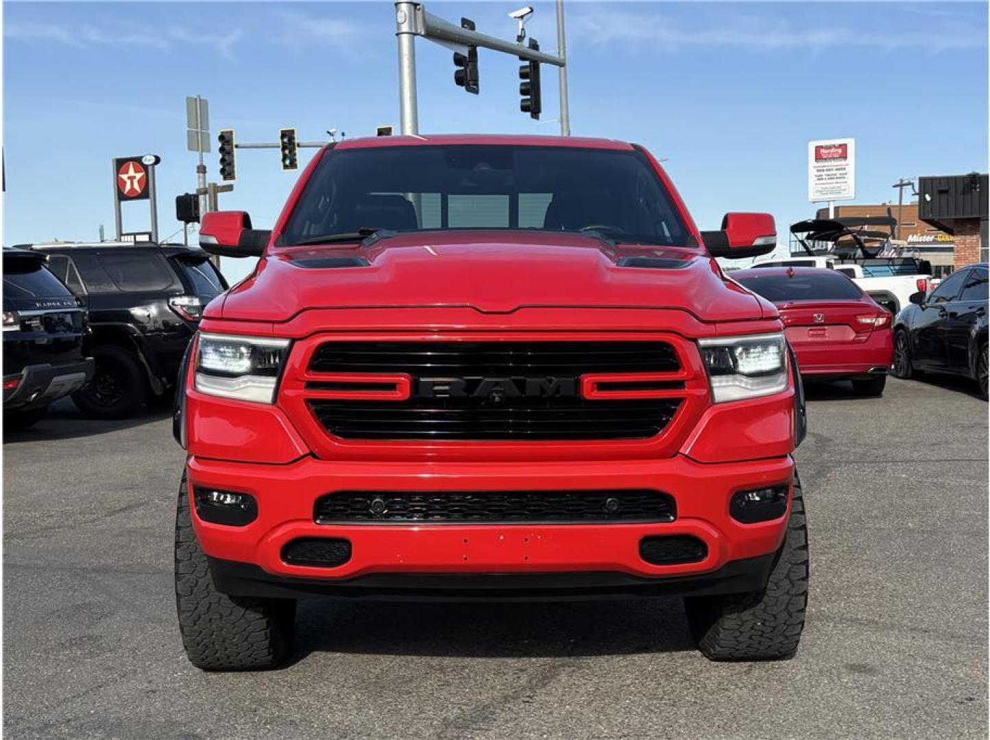 2019 Red /No Color Ram 1500 Crew Cab Rebel (1C6SRFLT1KN) with an V8, HEMI, eTorque, 5.7 Liter engine, Automatic, 8-Spd transmission, located at 607 W Columbia Drive, Kennewick, WA, 99336, (509) 987-1069, 46.216743, -119.126404 - The 2019 Ram 1500 Rebel Crew Cab delivers a powerful combination of off-road capability, bold styling, and full-size truck performance. Equipped with a proven 5.7L HEMI V8 engine producing strong horsepower and torque, this Rebel offers impressive towing capability of up to approximately 11,300 poun - Photo#1
