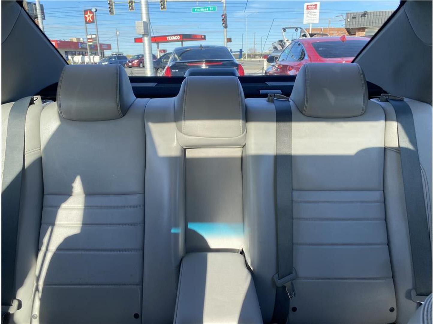 2015 Gray /No Color Toyota Camry (4T1BD1FK4FU) with an 4-Cyl, Hybrid, 2.5 Liter engine, Automatic, CVT transmission, located at 607 W Columbia Drive, Kennewick, WA, 99336, (509) 987-1069, 46.216743, -119.126404 - Photo#14