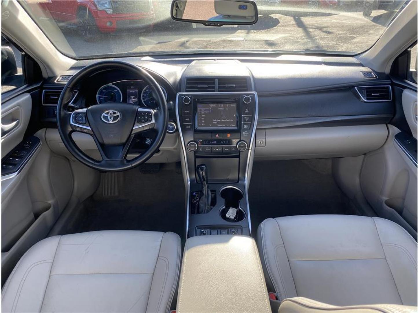 2015 Gray /No Color Toyota Camry (4T1BD1FK4FU) with an 4-Cyl, Hybrid, 2.5 Liter engine, Automatic, CVT transmission, located at 607 W Columbia Drive, Kennewick, WA, 99336, (509) 987-1069, 46.216743, -119.126404 - Photo#16