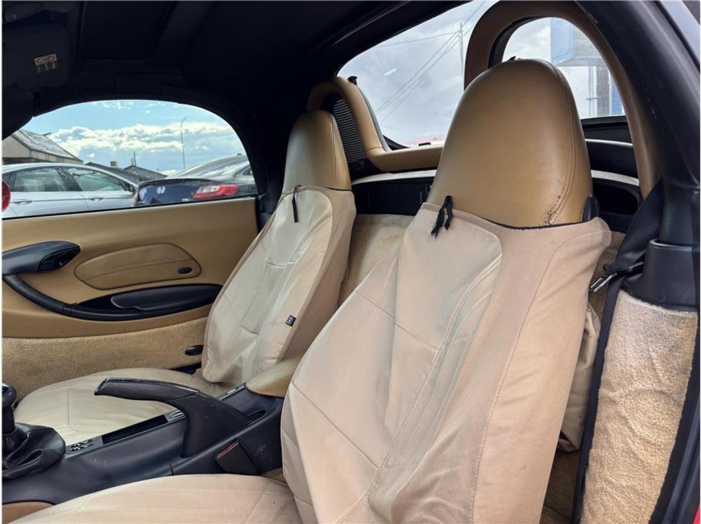 1999 Red /No Color Porsche Boxster (WP0CA2986XU) with an 6-Cyl, 2.5 Liter engine, Manual, 5-Spd transmission, located at 607 W Columbia Drive, Kennewick, WA, 99336, (509) 987-1069, 46.216743, -119.126404- Photo#9