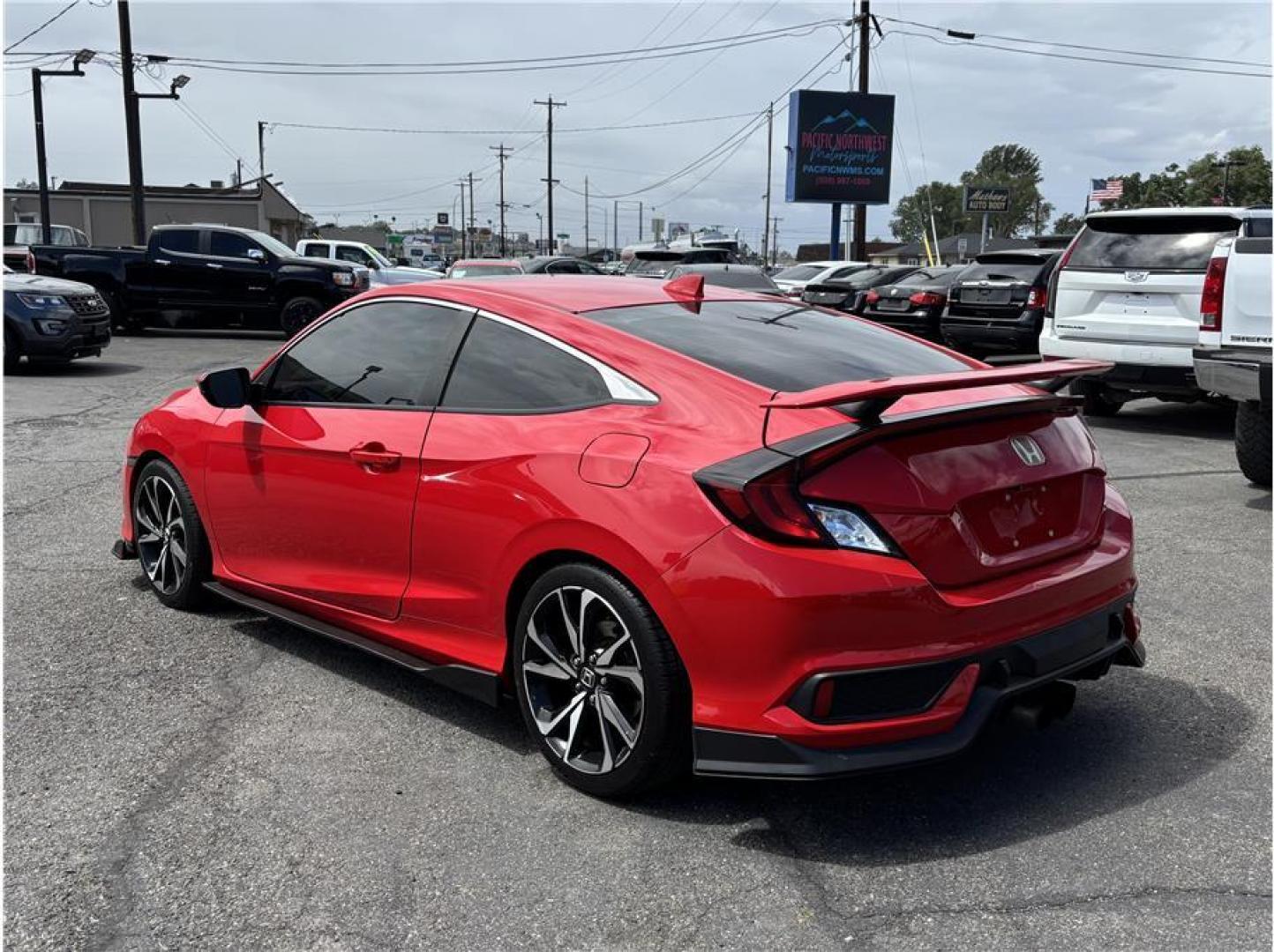 2018 Red /No Color Honda Civic Si (2HGFC3A50JH) with an 4-Cyl, Turbo, 1.5 Liter engine, Manual, 6-Spd transmission, located at 607 W Columbia Drive, Kennewick, WA, 99336, (509) 987-1069, 46.216743, -119.126404 - Photo#6
