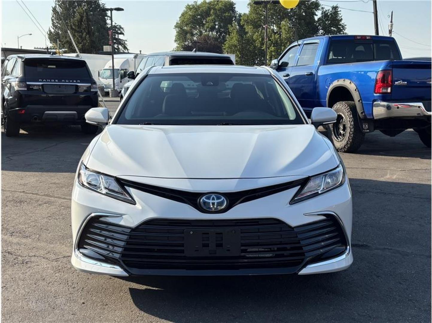2022 Gray /No Color Toyota Camry Hybrid (4T1H31AK1NU) with an 4-Cyl, Hybrid, 2.5 Liter engine, Automatic, ECVT transmission, located at 607 W Columbia Drive, Kennewick, WA, 99336, (509) 987-1069, 46.216743, -119.126404- Photo#1