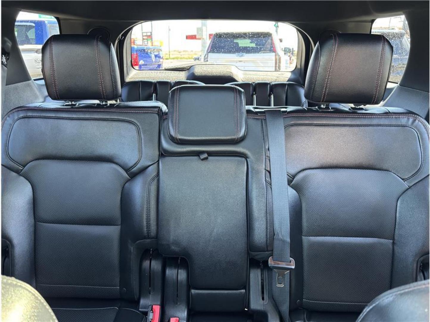 2016 White /No Color Ford Explorer (1FM5K8GT3GG) with an V6, EcoBoost, TT, 3.5L engine, Auto, 6-Spd SelectShift transmission, located at 607 W Columbia Drive, Kennewick, WA, 99336, (509) 987-1069, 46.216743, -119.126404- Photo#15