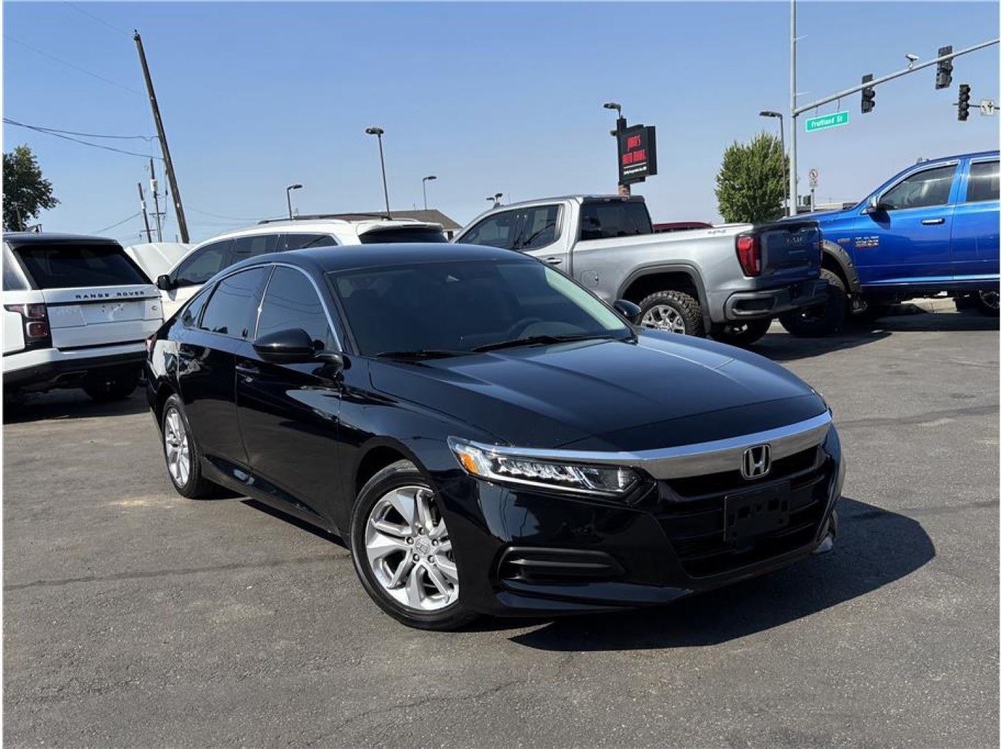 2020 Black /No Color Honda Accord (1HGCV1F1XLA) with an 4-Cyl, i-VTEC, Turbo, 1.5 Liter engine, Automatic, CVT w/Sport Mode transmission, located at 607 W Columbia Drive, Kennewick, WA, 99336, (509) 987-1069, 46.216743, -119.126404- Photo#2