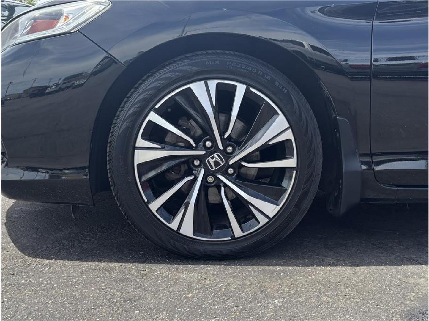 2016 Black /No Color Honda Accord (1HGCT2A85GA) with an V6, i-VTEC, 3.5 Liter engine, Manual, 6-Spd transmission, located at 607 W Columbia Drive, Kennewick, WA, 99336, (509) 987-1069, 46.216743, -119.126404- Photo#15