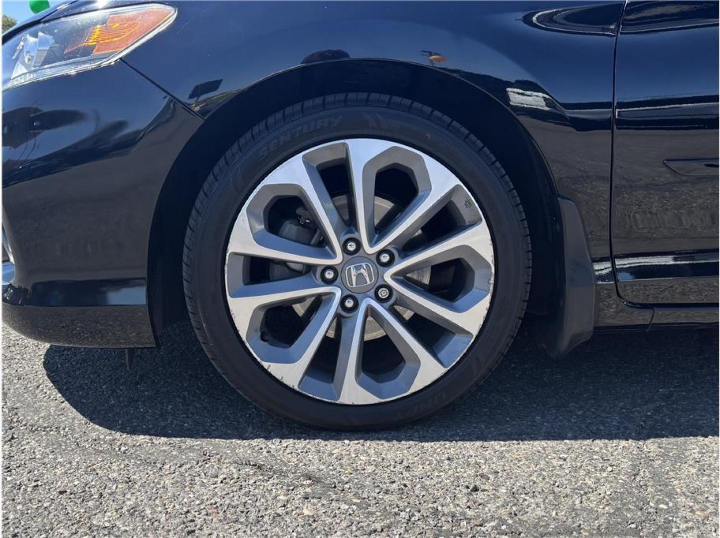 2015 Black /No Color Honda Accord (1HGCT2B86FA) with an V6, i-VTEC, 3.5 Liter engine, Auto, 6-Spd w/Sport Mode transmission, located at 607 W Columbia Drive, Kennewick, WA, 99336, (509) 987-1069, 46.216743, -119.126404- Photo#16