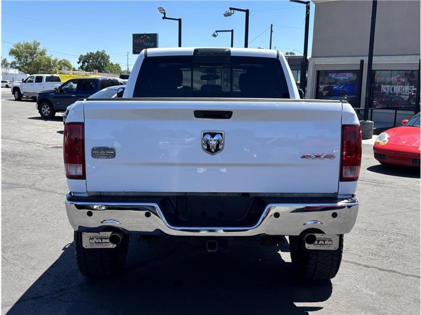2012 White /No Color Ram 1500 Crew Cab (1C6RD7PT3CS) with an V8, HEMI, 5.7 Liter engine, Automatic, 6-Spd transmission, located at 607 W Columbia Drive, Kennewick, WA, 99336, (509) 987-1069, 46.216743, -119.126404- Photo#5